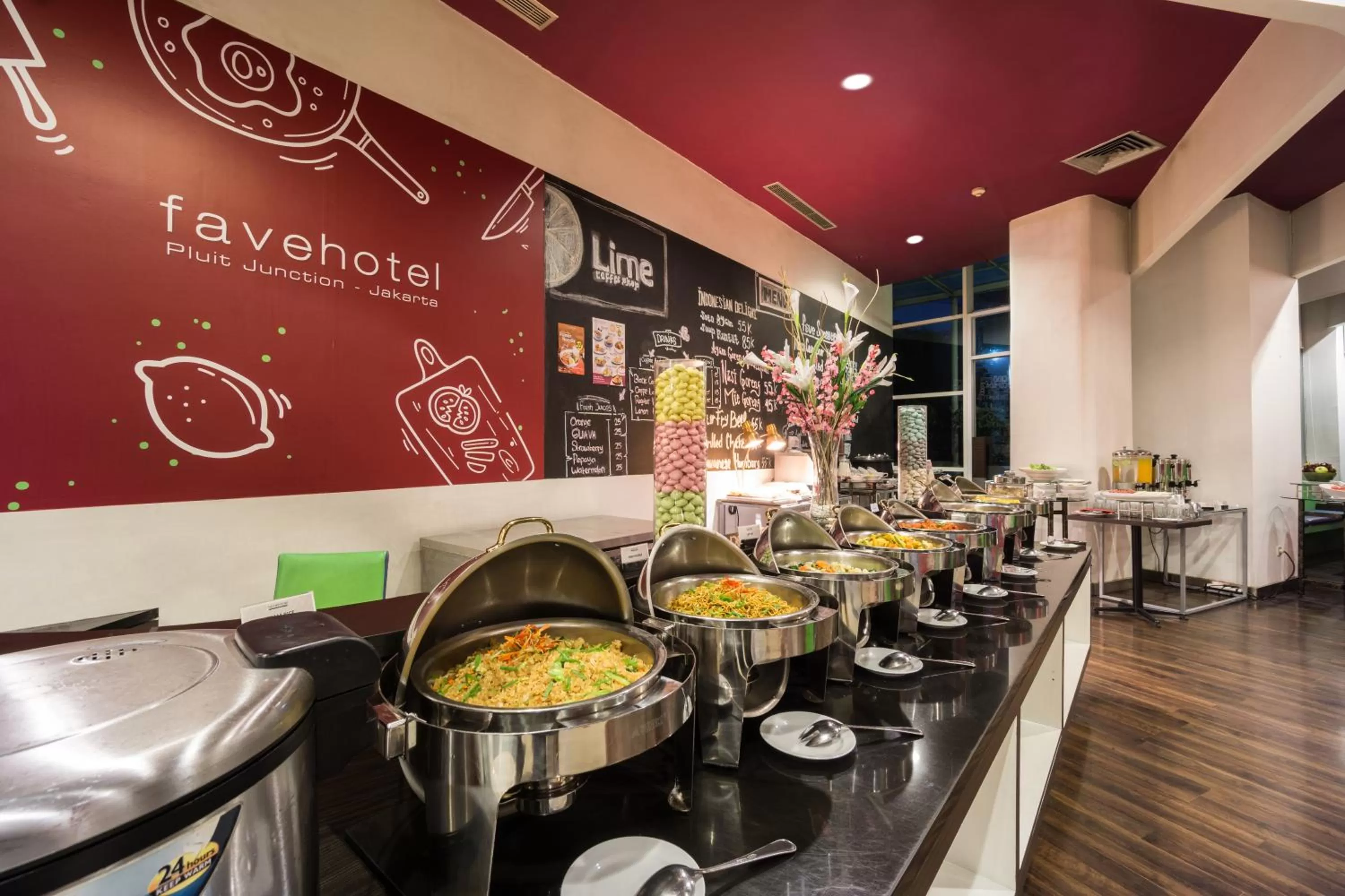 Restaurant/places to eat in favehotel Pluit Junction