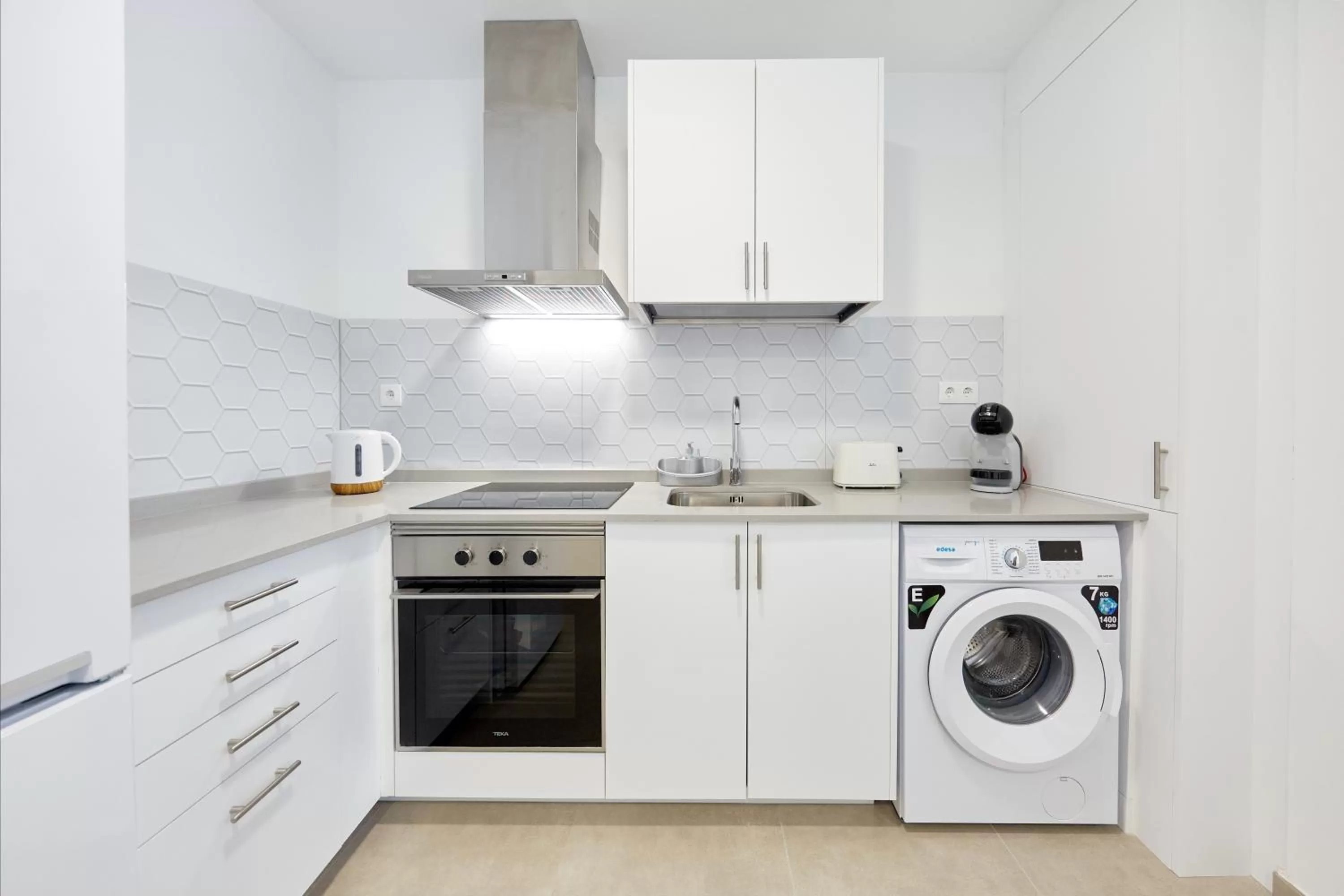 Kitchen or kitchenette in Sonrisa Deluxe Apartments, Levante