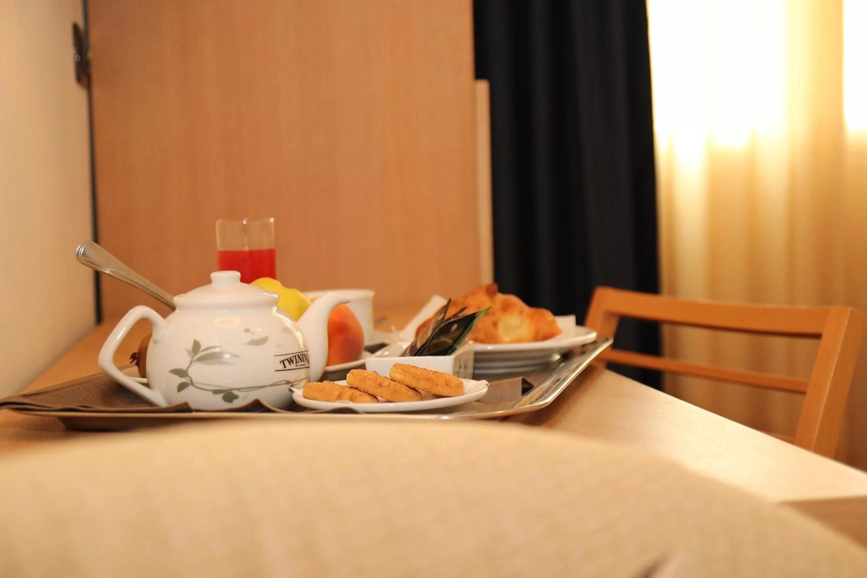 Bedroom, Bed in Hotel Majesty Bari