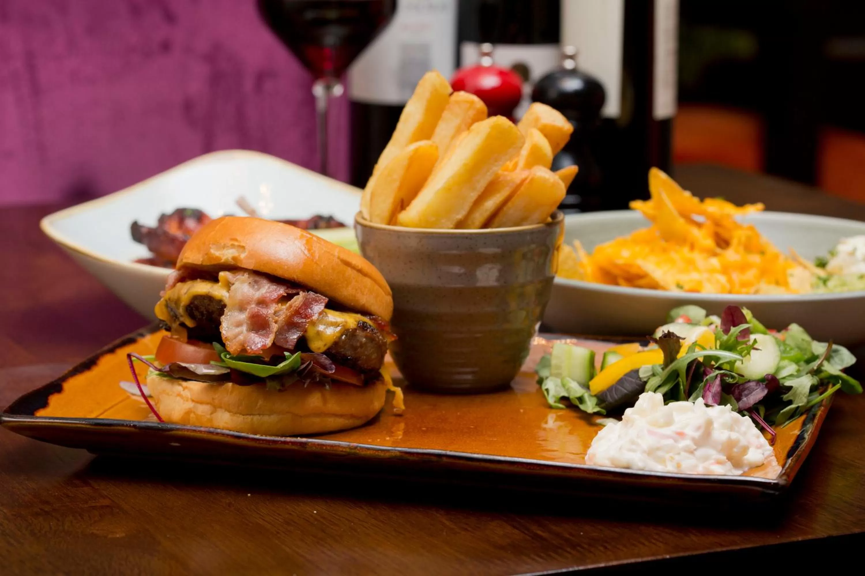 Food and drinks in Clybaun Hotel