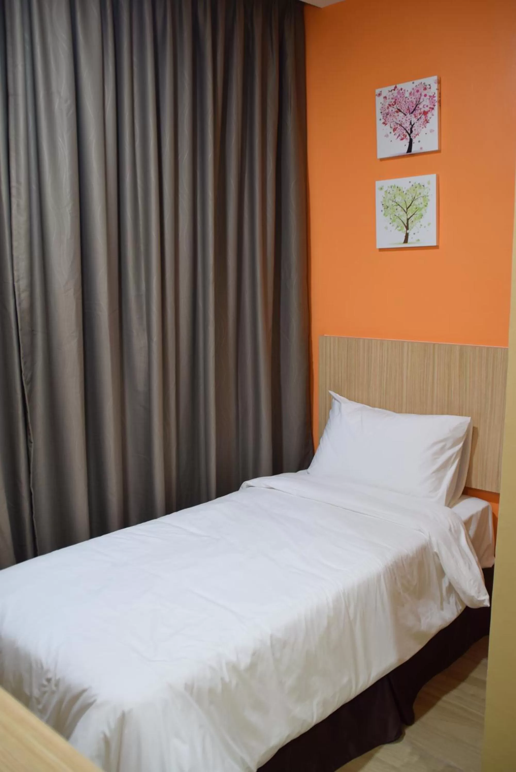 Photo of the whole room, Bed in Asiago Hotel