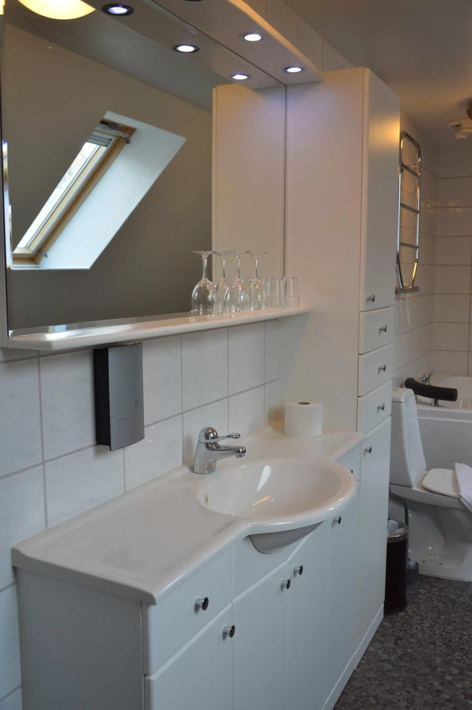 Bathroom in Best Western Hotel Anno 1937