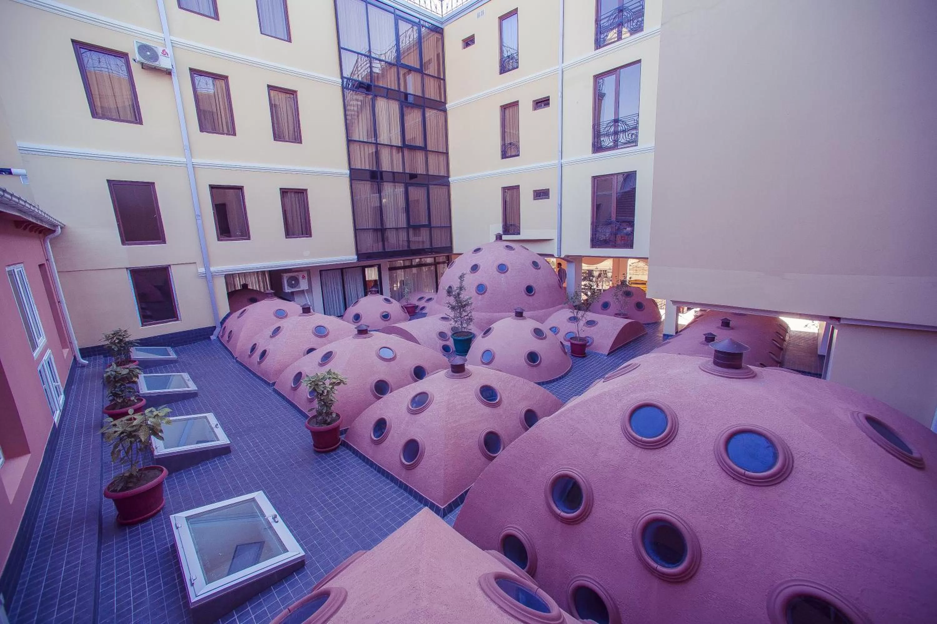 Facade/entrance in Royal Venezia Hotel