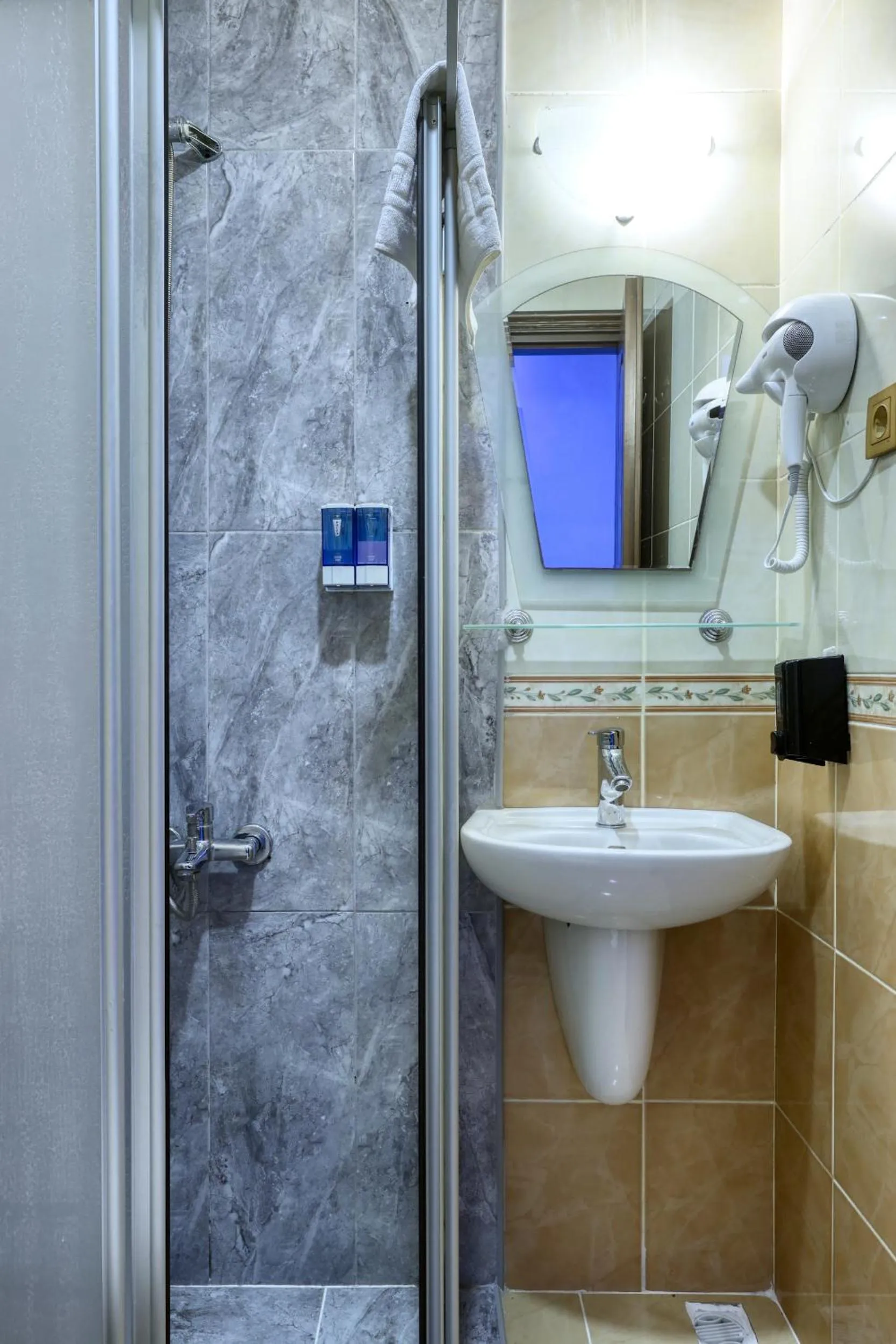 Bathroom in Fors Hotel