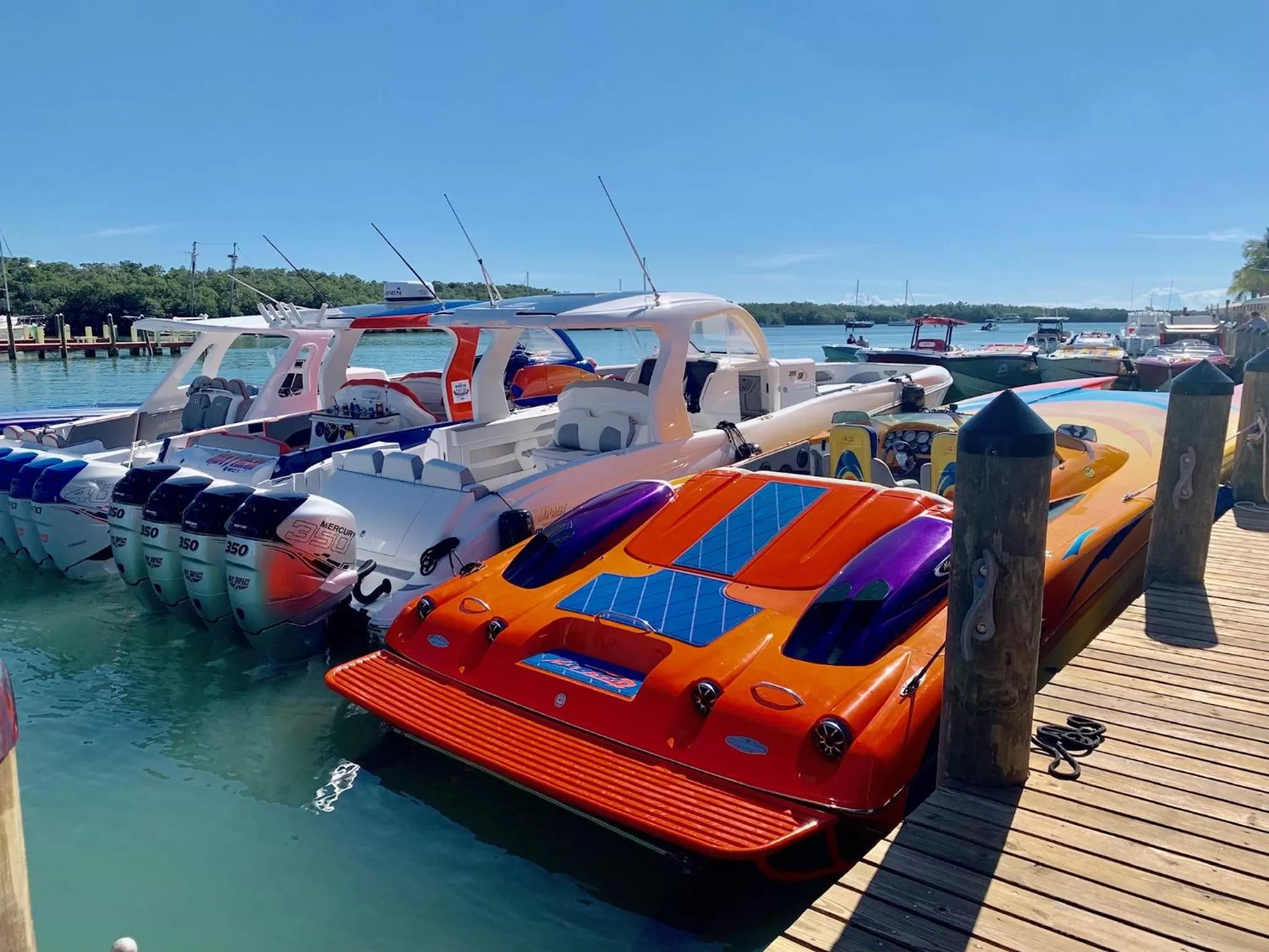 Day in Gilbert's Resort & Marina