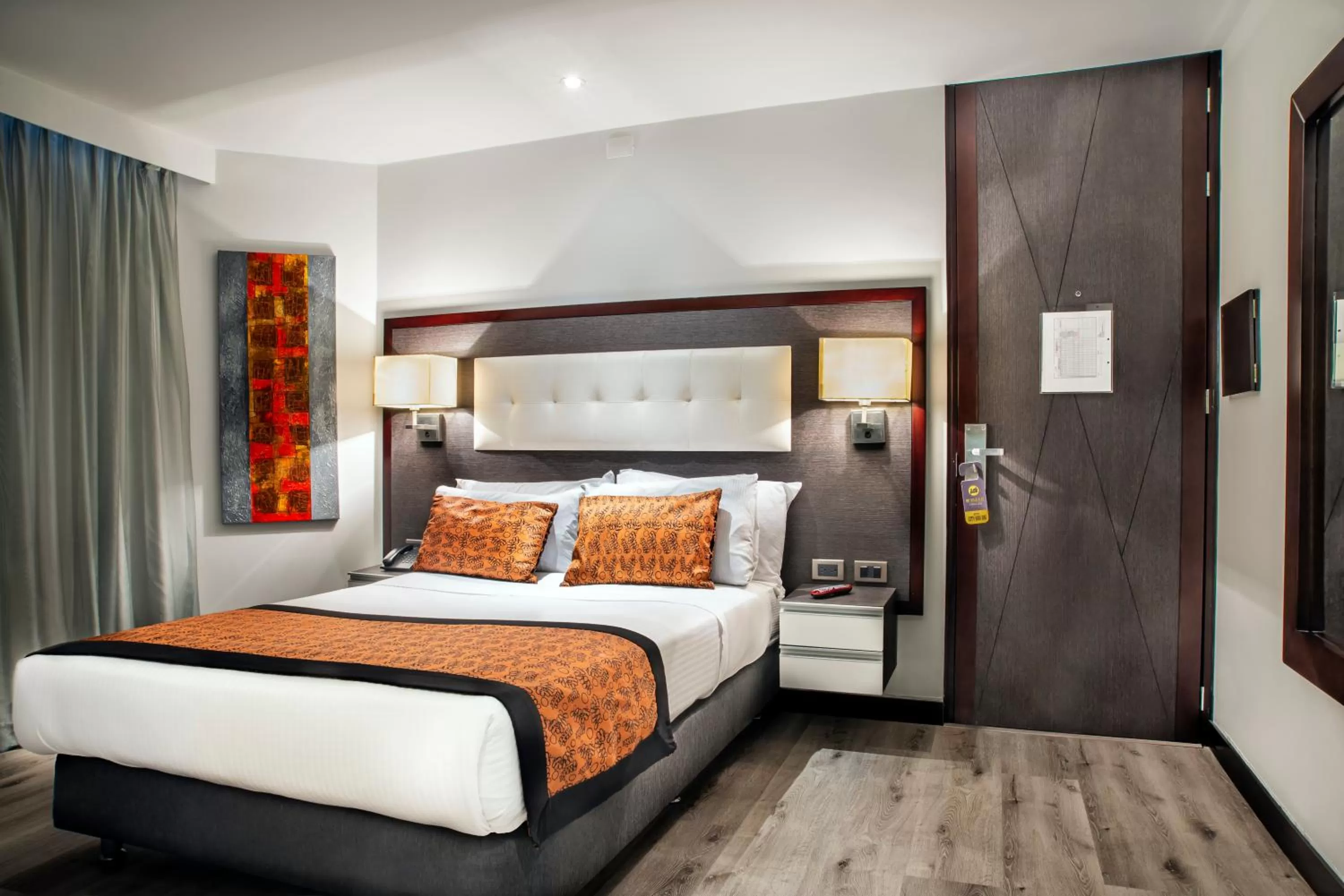 Photo of the whole room, Bed in Hotel City Bog Expo Museo