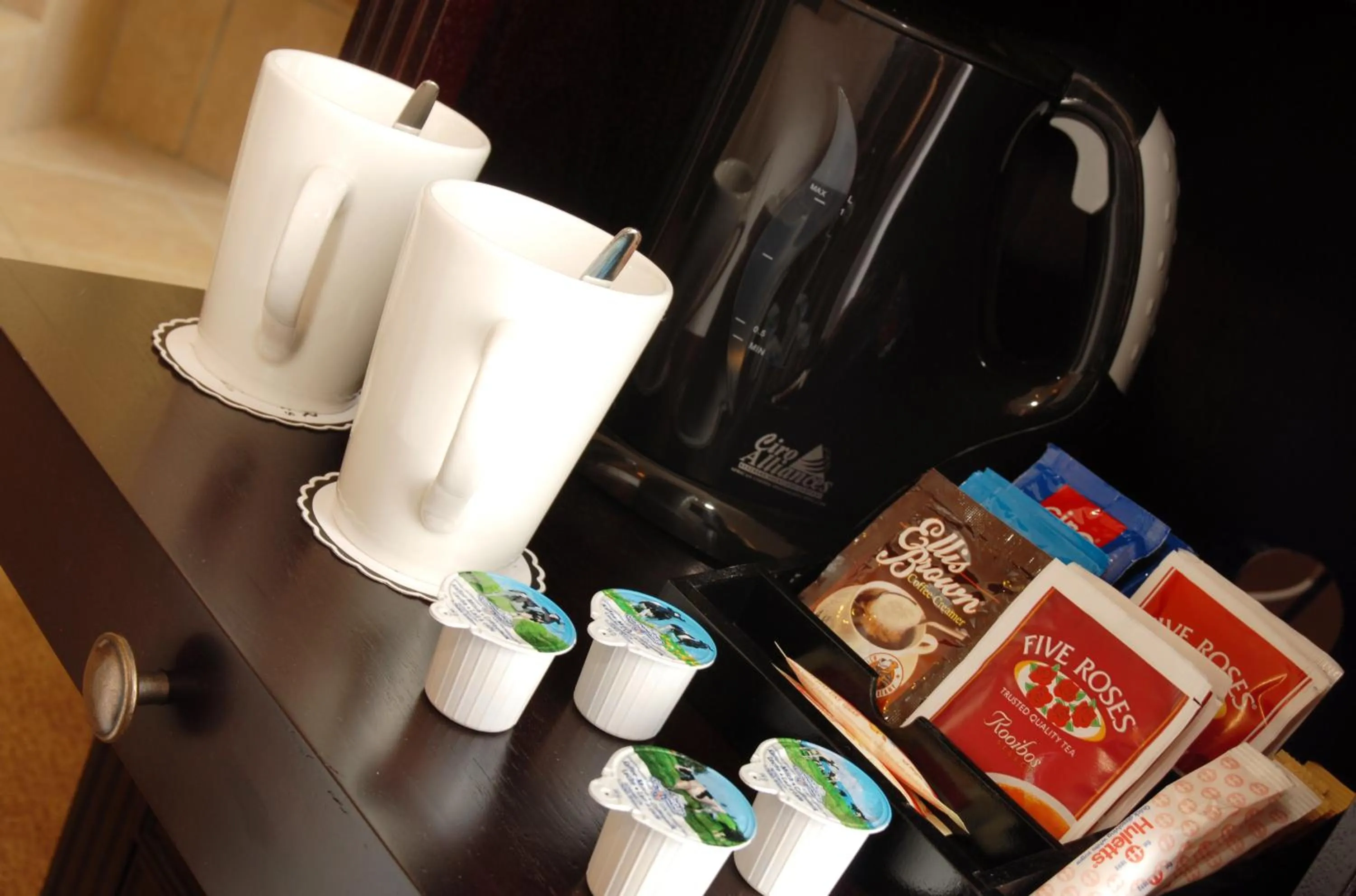 Coffee/tea facilities in Premier Hotel The Richards