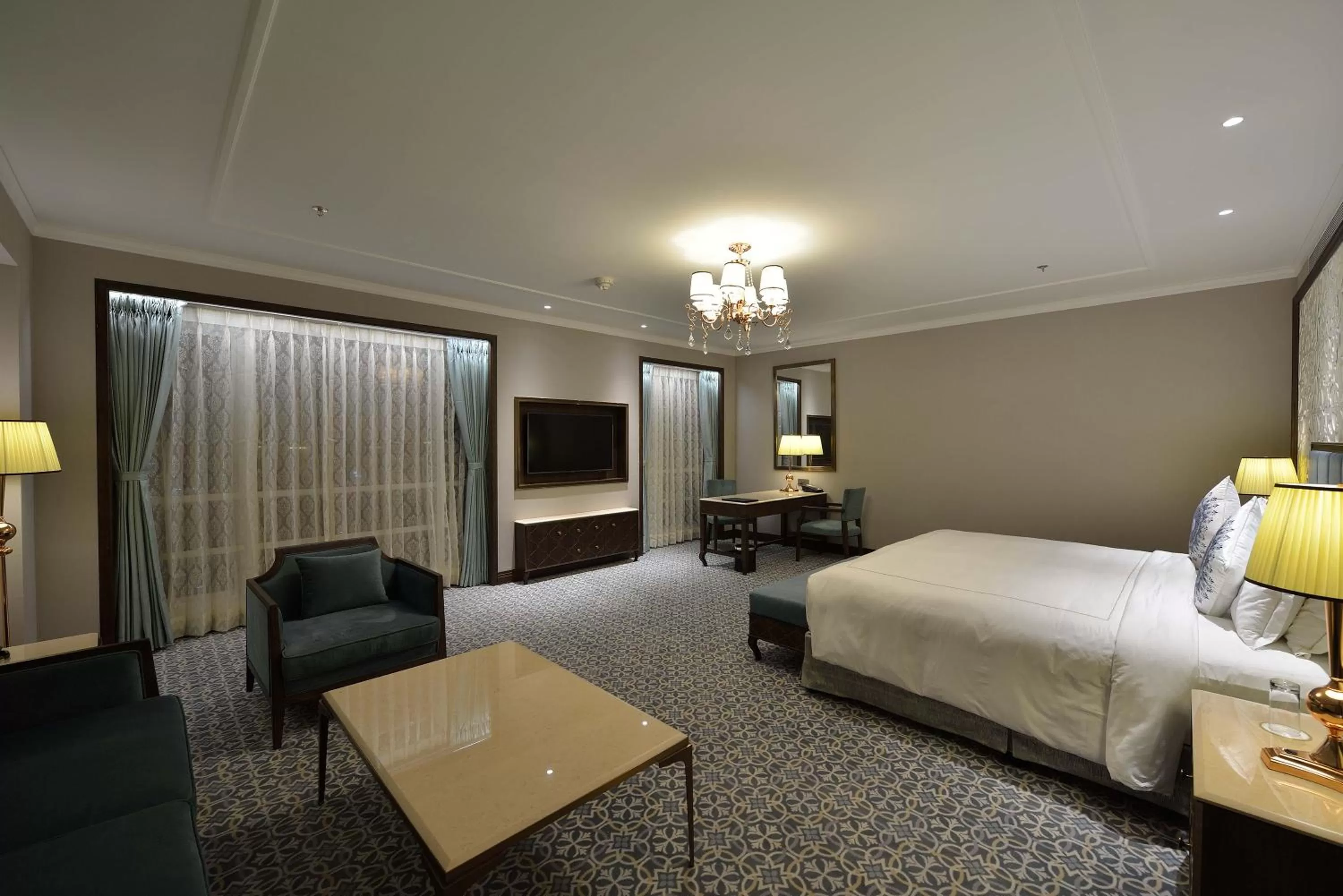 Bedroom, Bed in Taj Skyline Ahmedabad