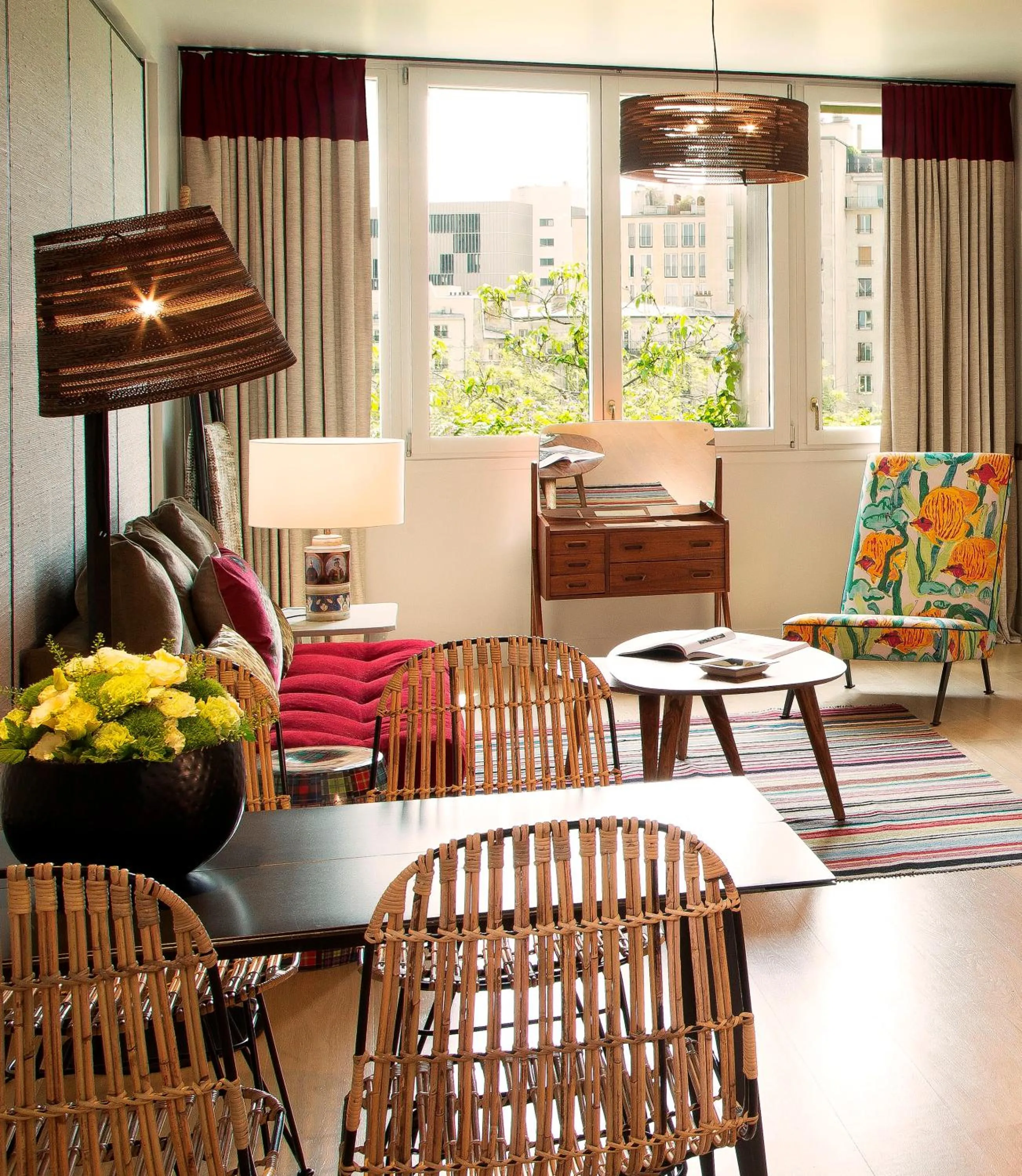 Dining area in Goralska Résidences Paris Bastille