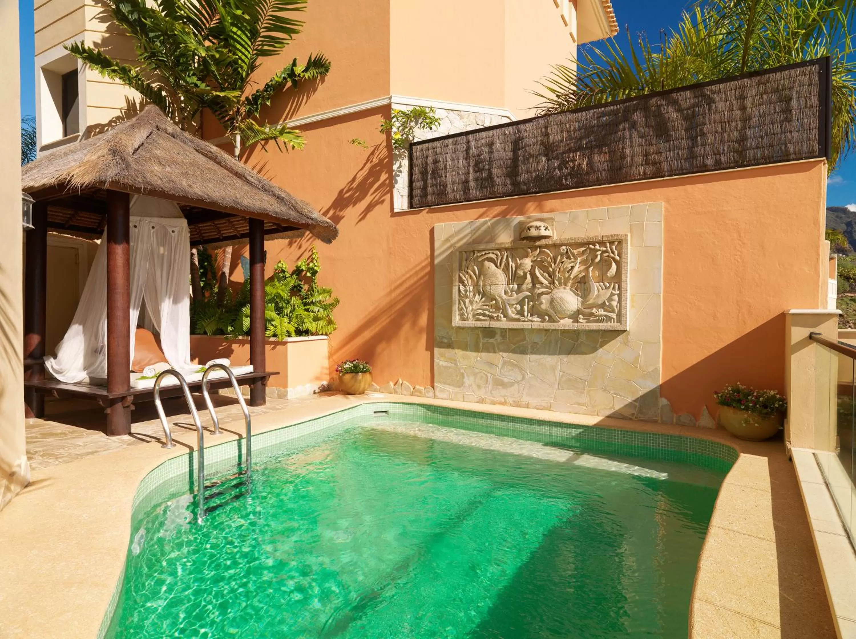 Swimming pool in Royal Garden Villas, Luxury Hotel