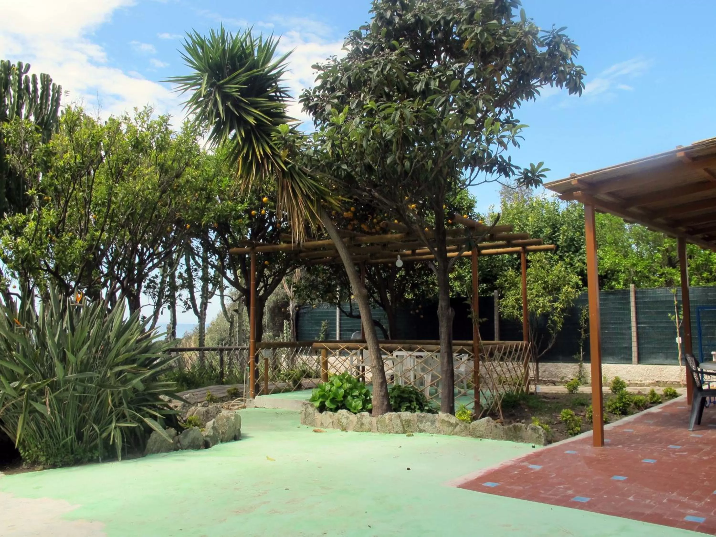 Garden view in Aparthotel Villa Marinù