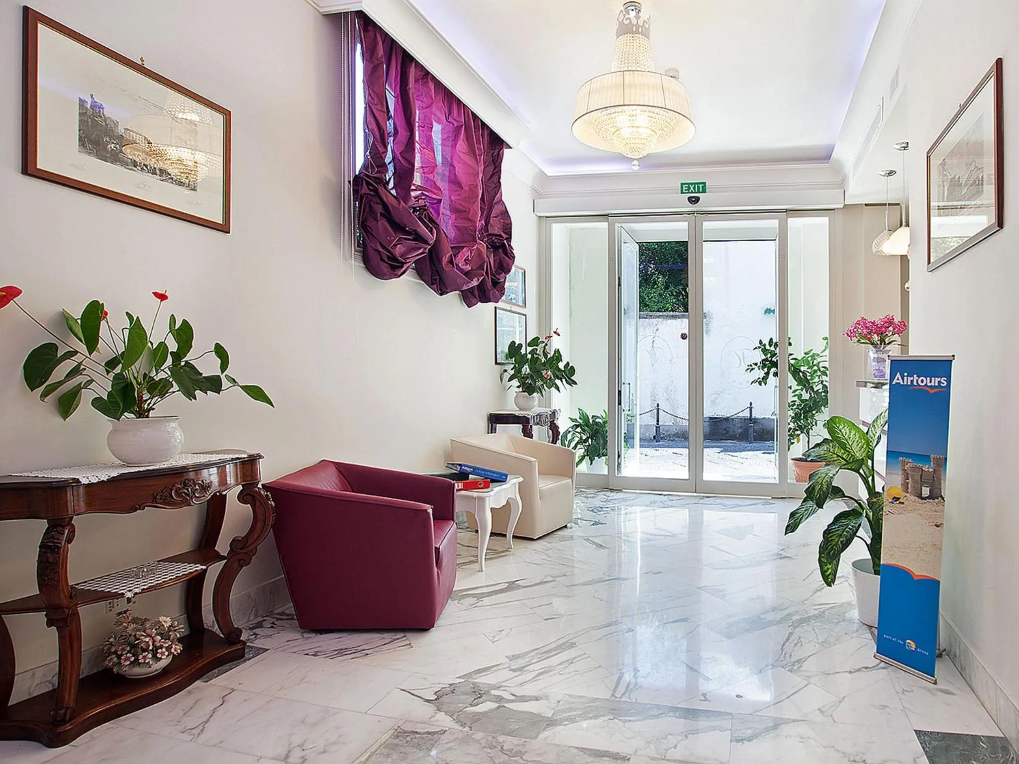 Lobby or reception in Hotel Club