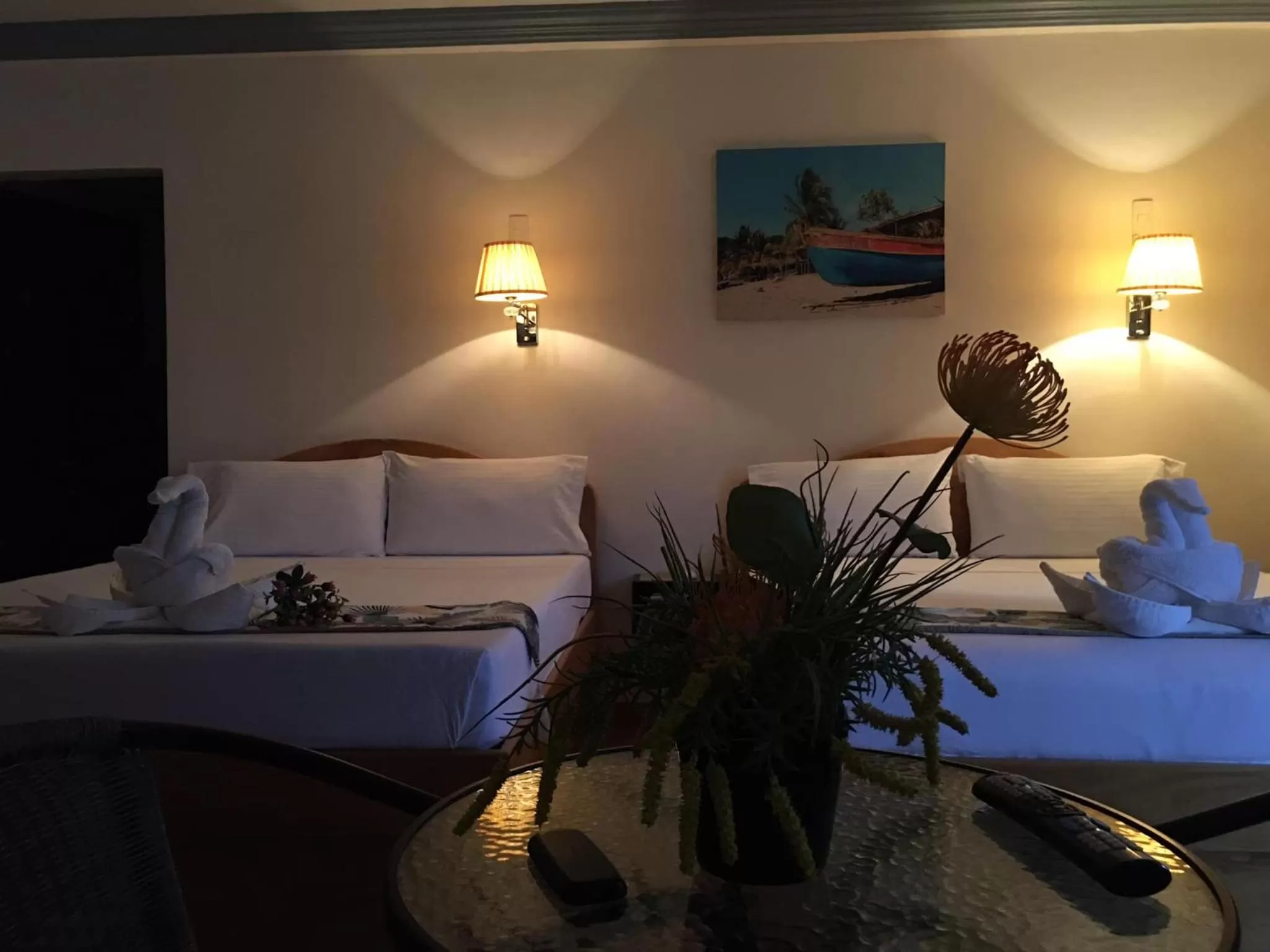 Bed in Aloha Seaside Resort