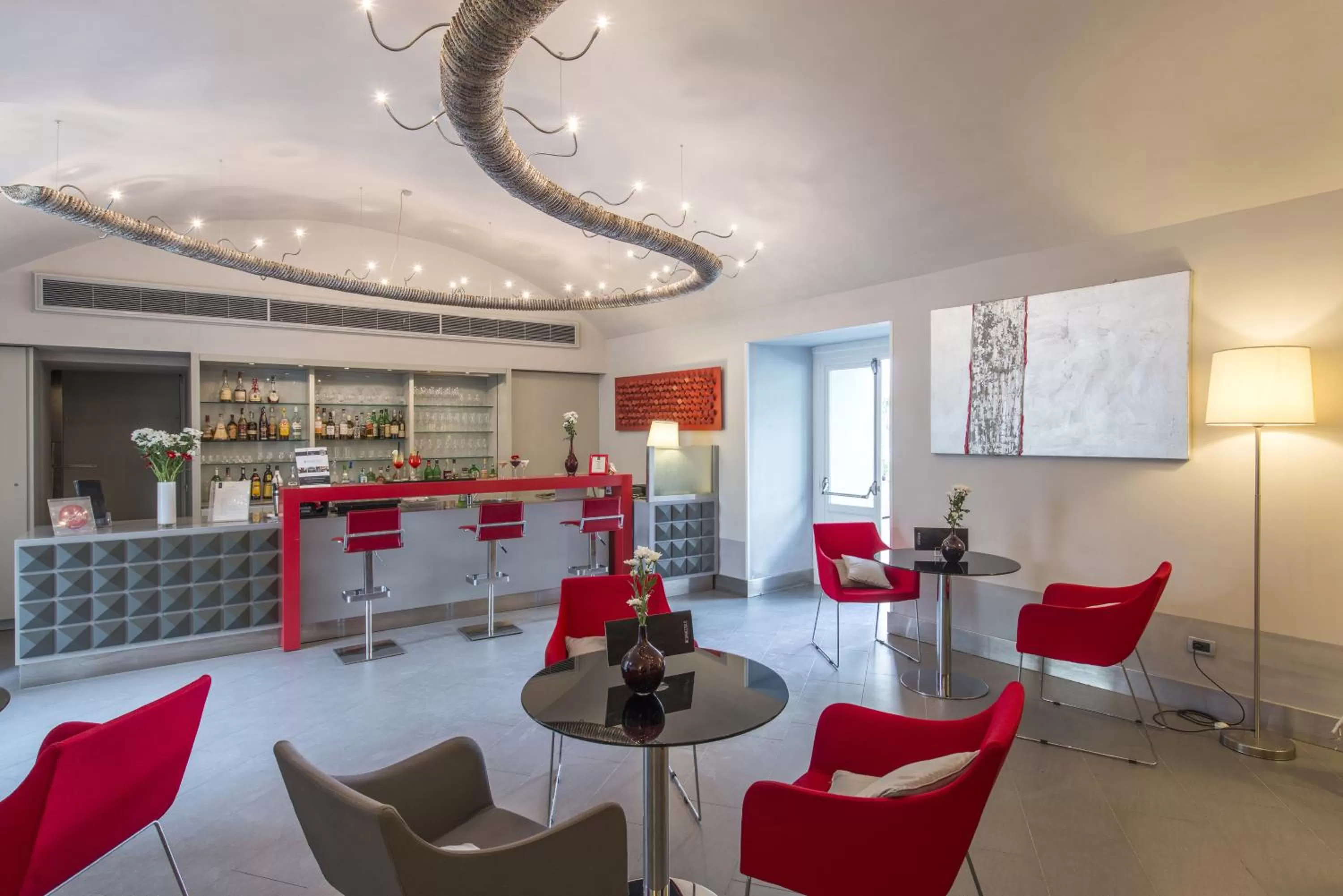 Restaurant/places to eat in Palazzo Caracciolo Naples