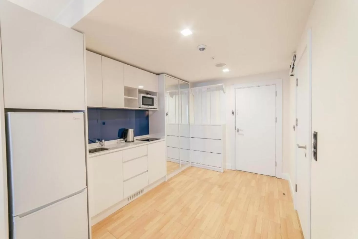 Kitchen or kitchenette, Kitchen/Kitchenette in Luxury Sea View Aparthotel In Orbi City Batumi