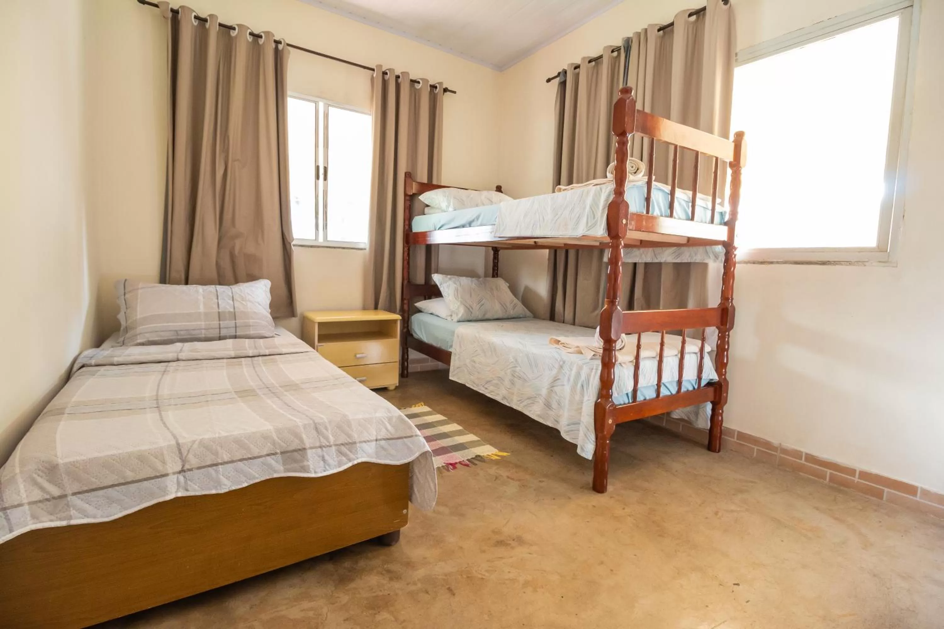Photo of the whole room, Bunk Bed in A Casa Morro do Moreno
