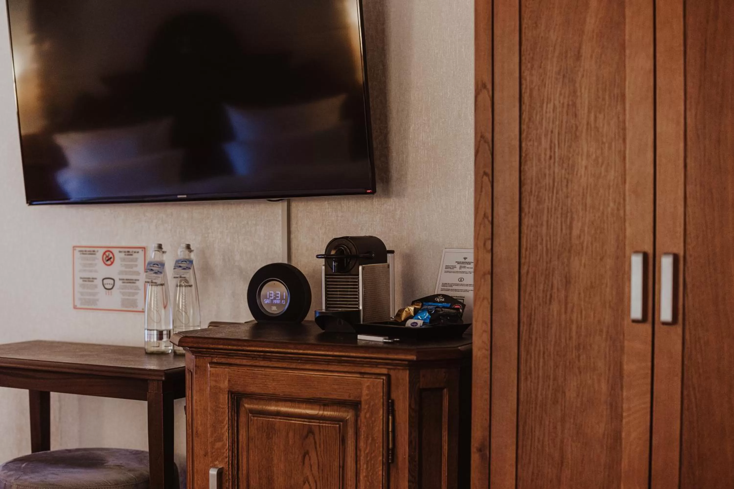 Double Room in King's Hotel First Class