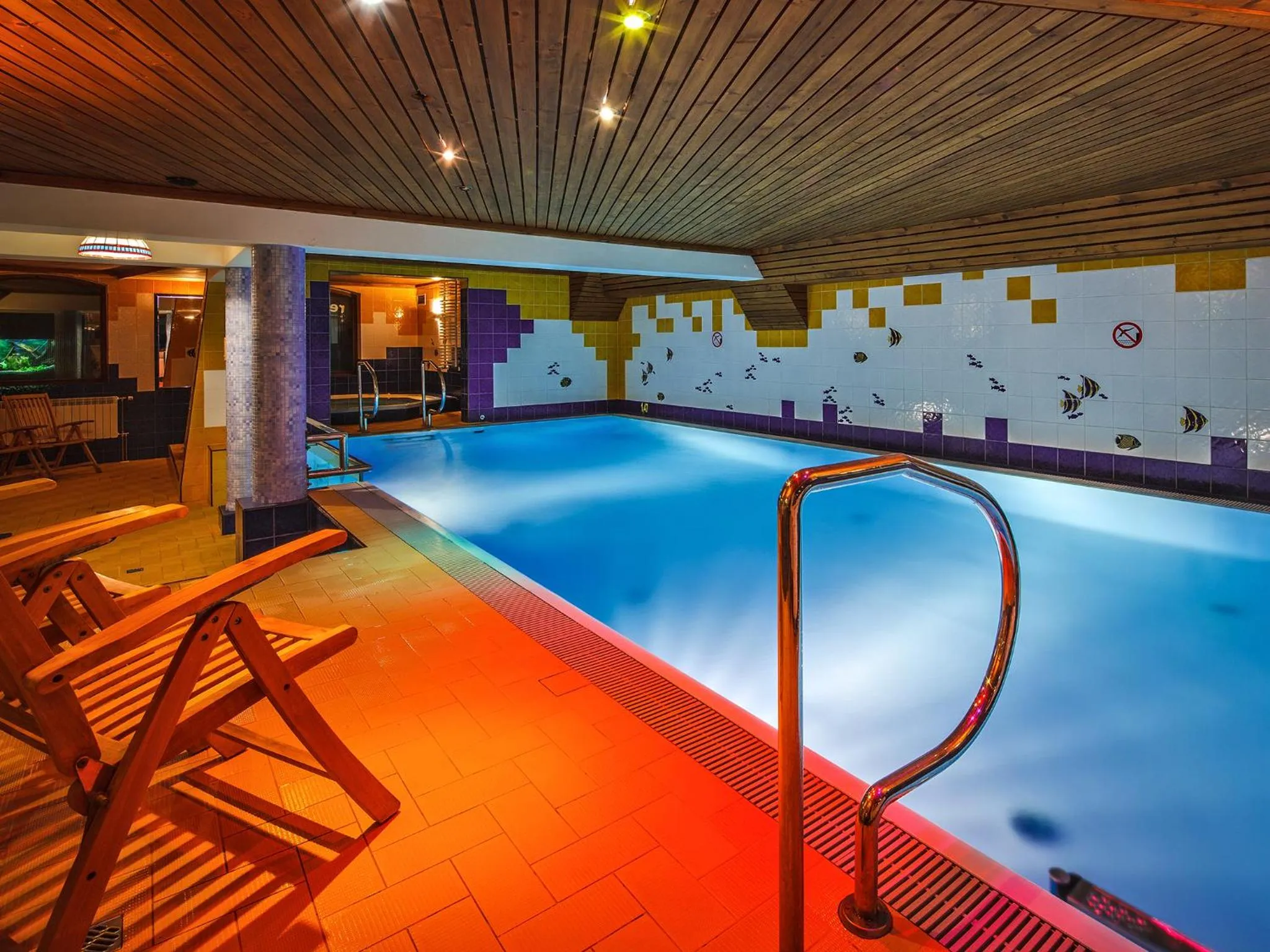 Swimming pool in Czarny Potok Wellness & Spa Zakopane Centrum