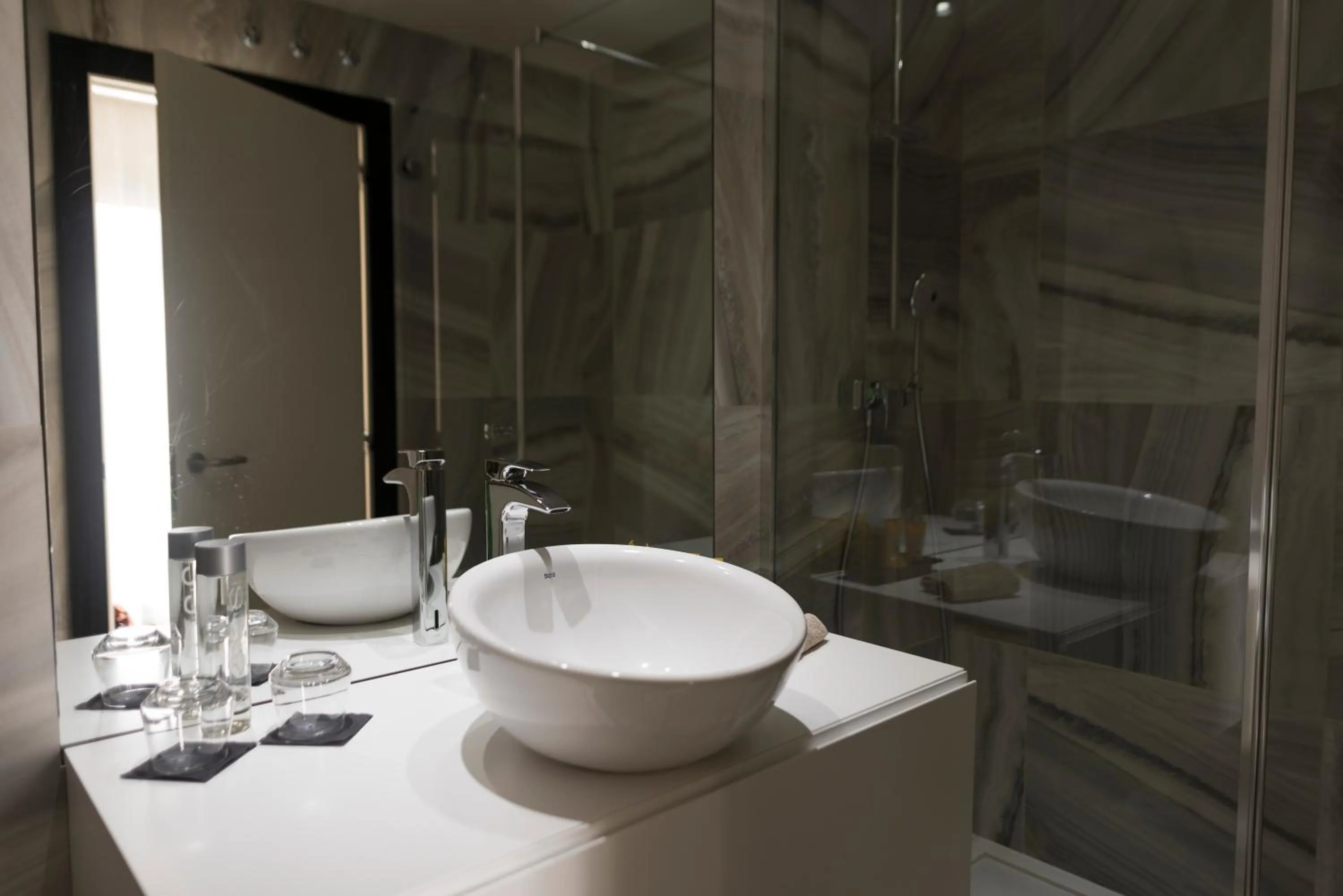 Toilet in Cosmopolita Hotel Boutique & Spa