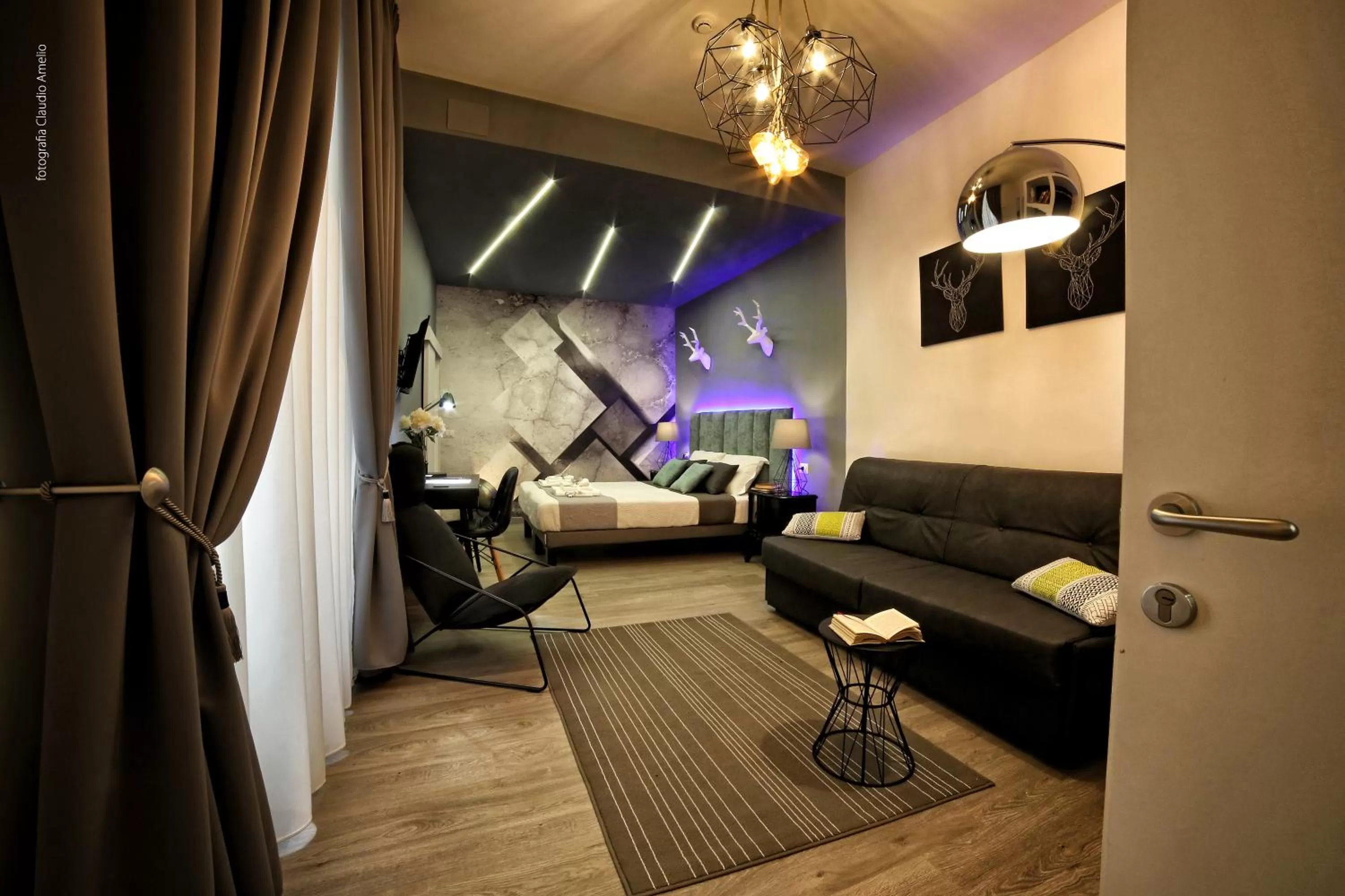 Photo of the whole room in Bourbon House