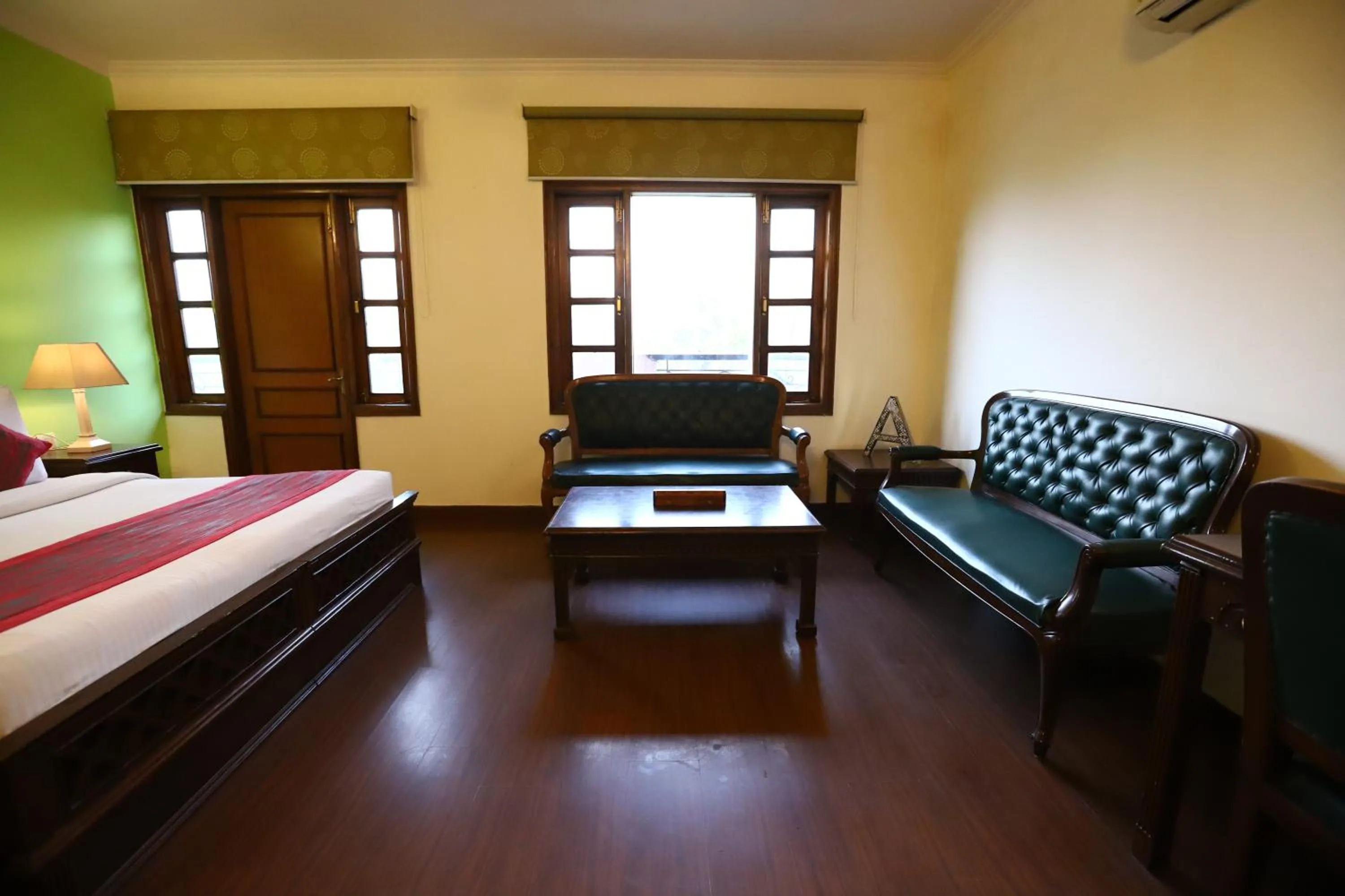 Photo of the whole room, Bed in Hotel Ambica Palace AIIMS New Delhi - Couple Friendly Local ID Accepted