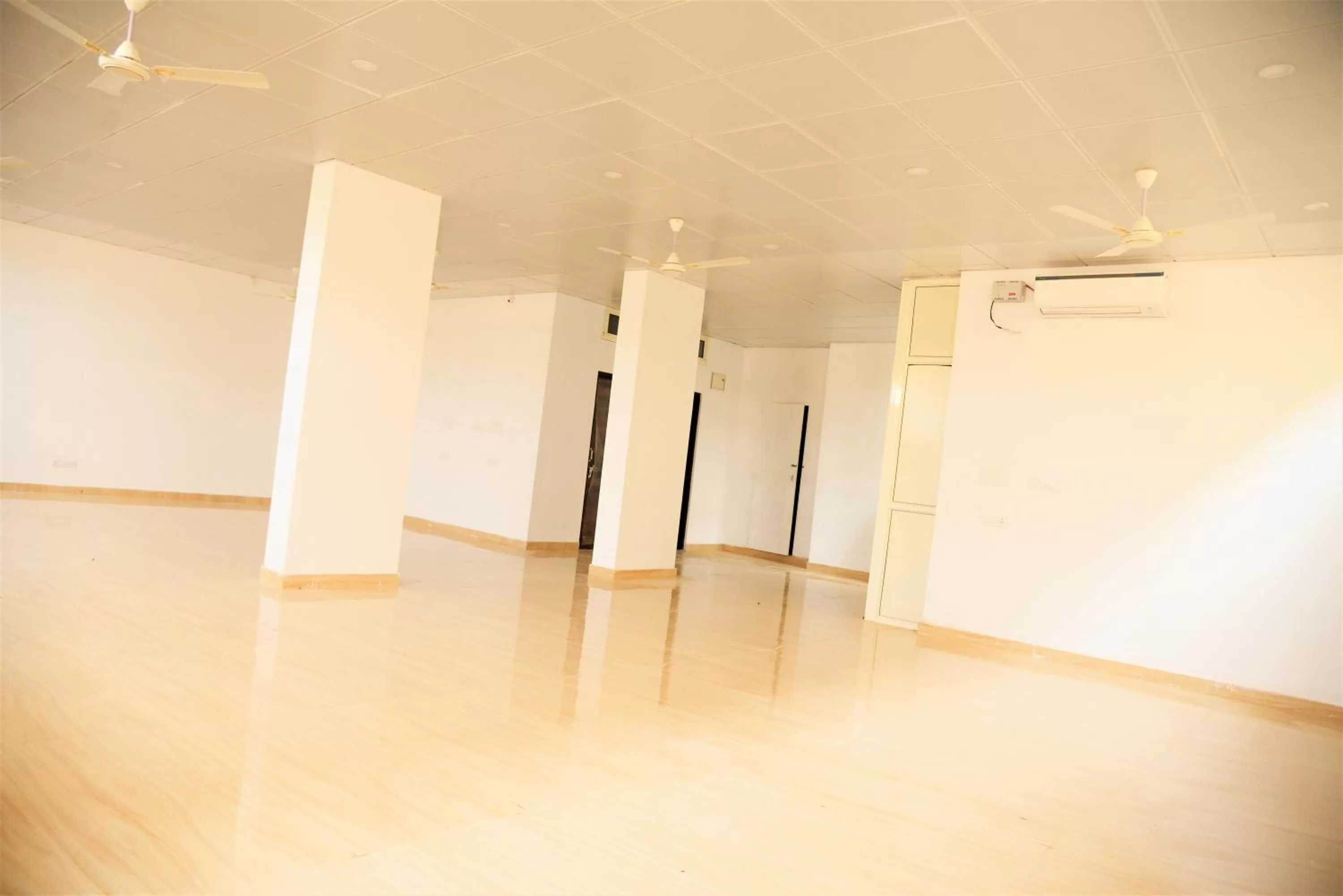 Meeting/conference room in Omak Tiger Seven