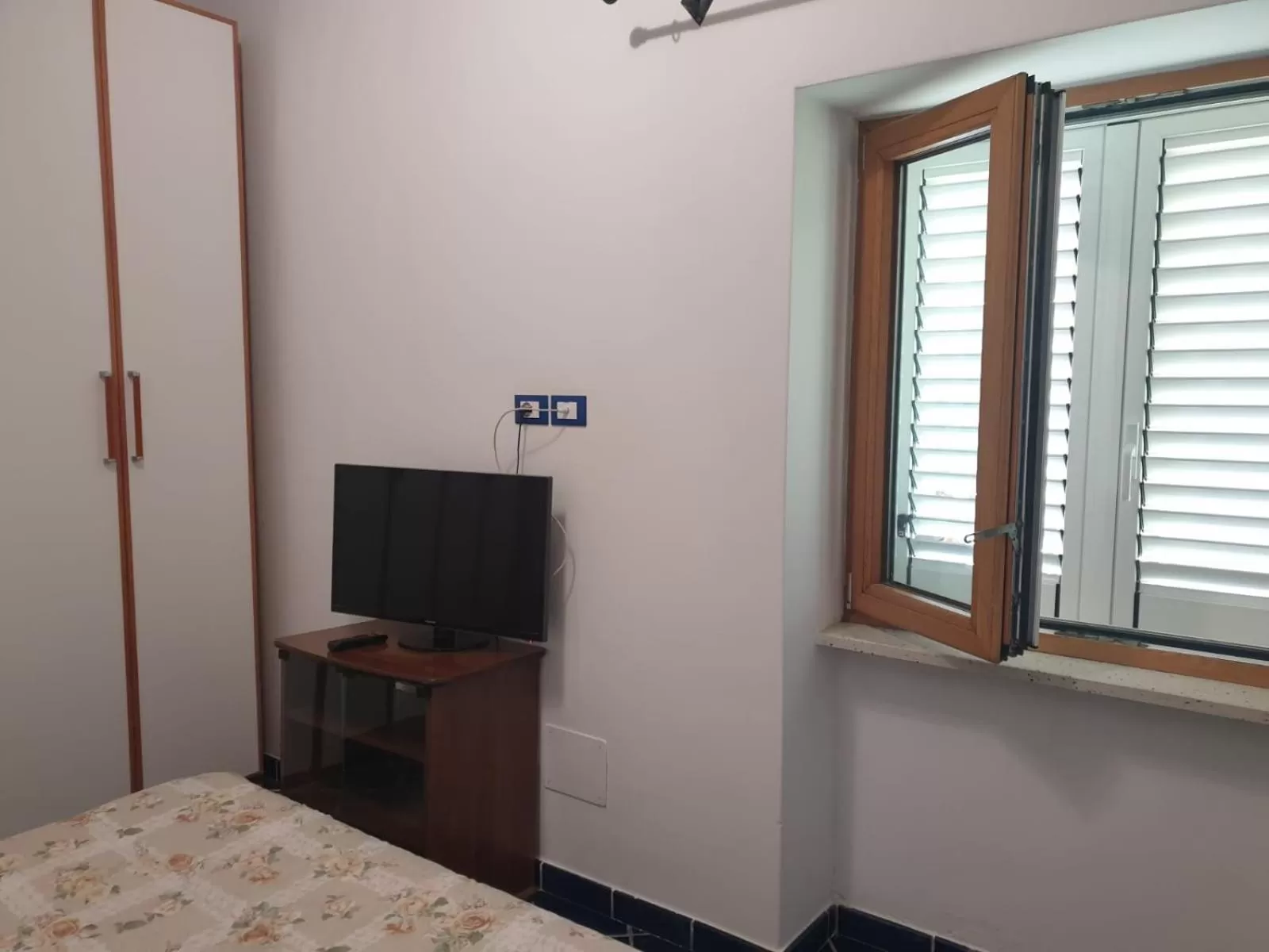 Photo of the whole room, Bed in Hotel Mareluna Ischia