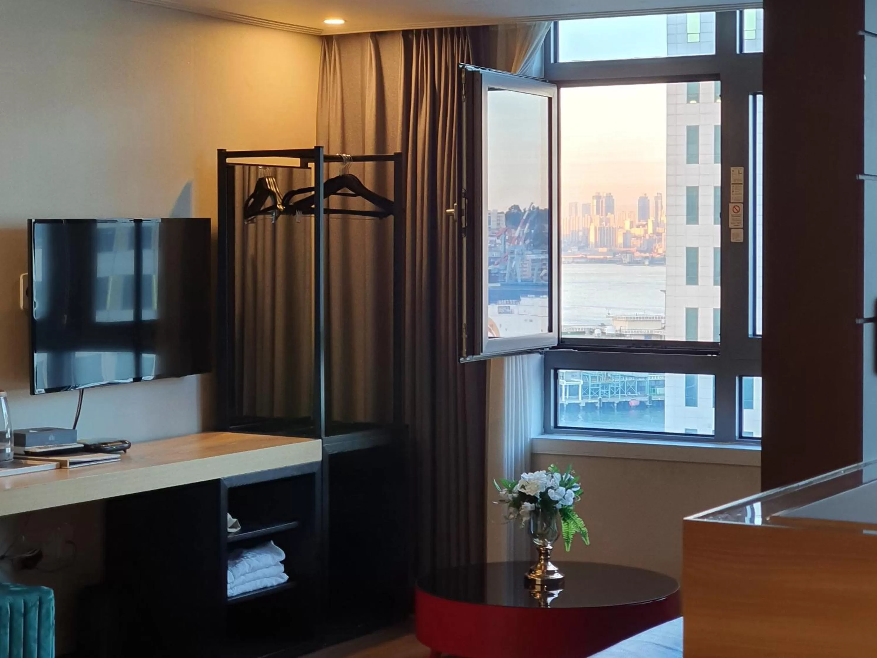 City view in Central Park Hotel Busan