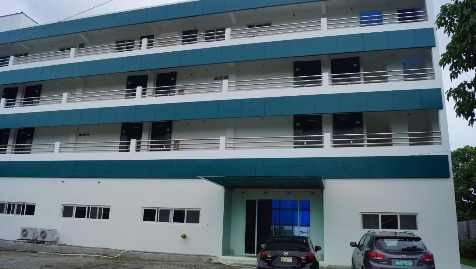 Facade/entrance in Panglao Sea Resort - Tangnan