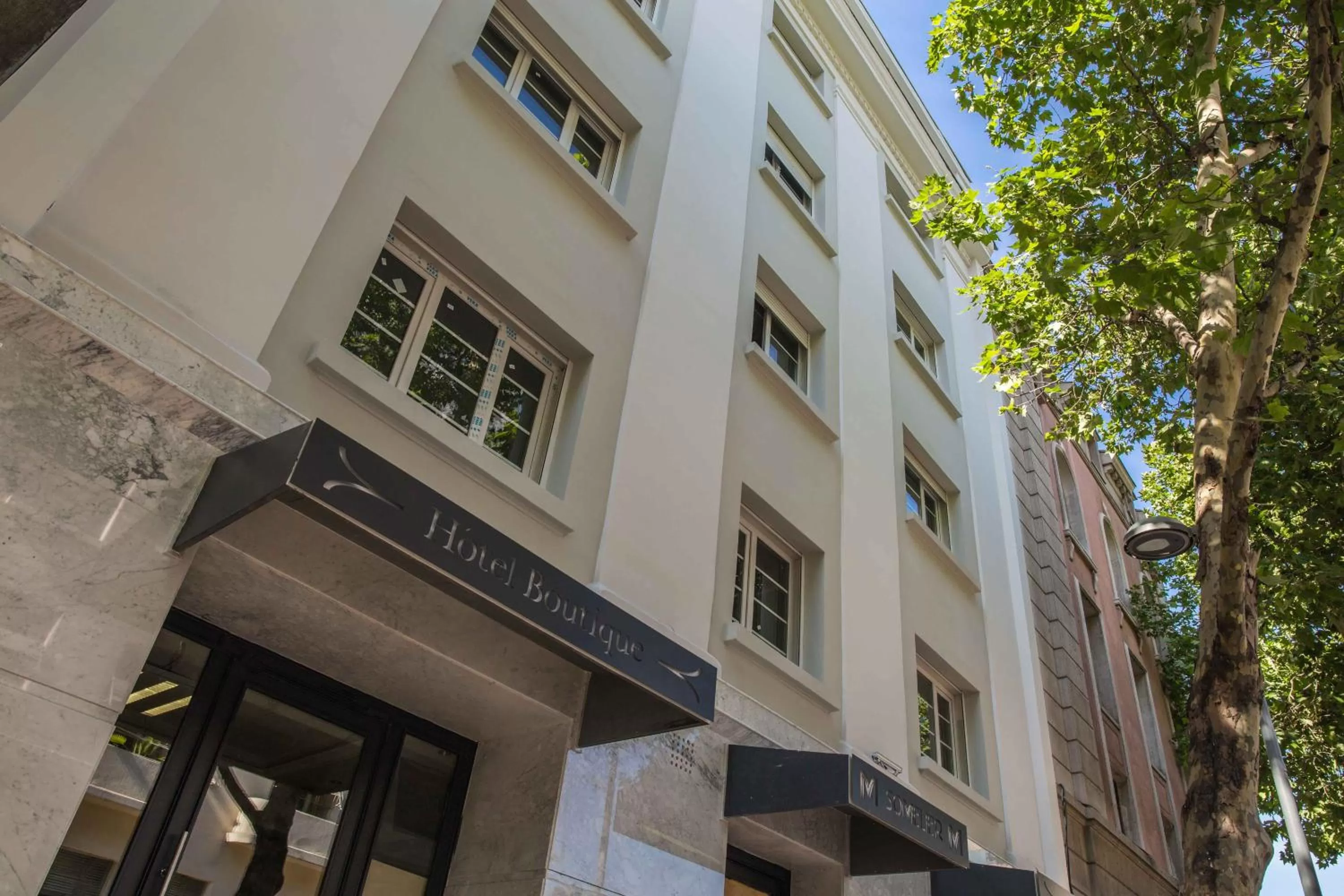 Property building in Hotel Sommelier Boutique