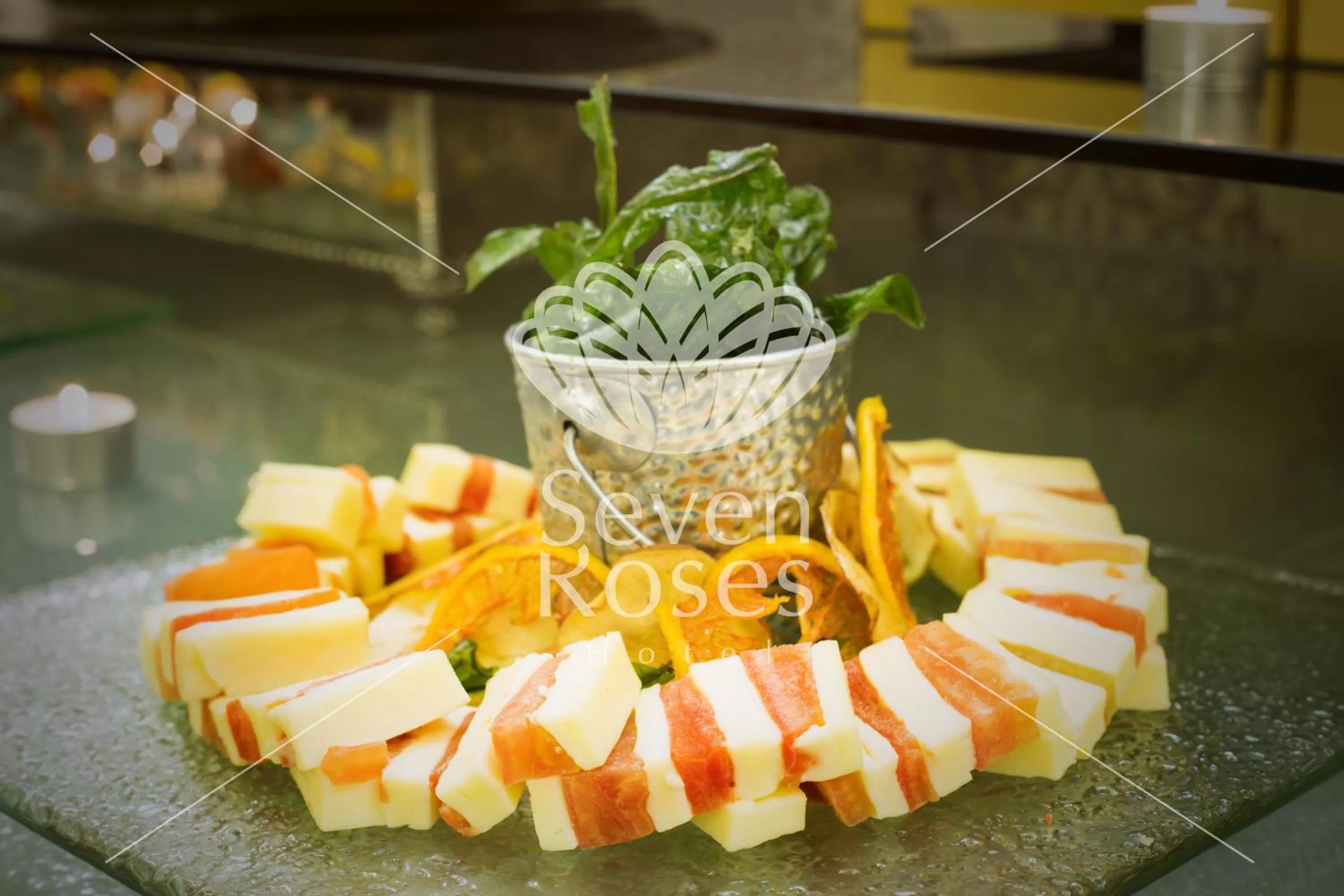 Food and drinks in Seven Roses Hotel