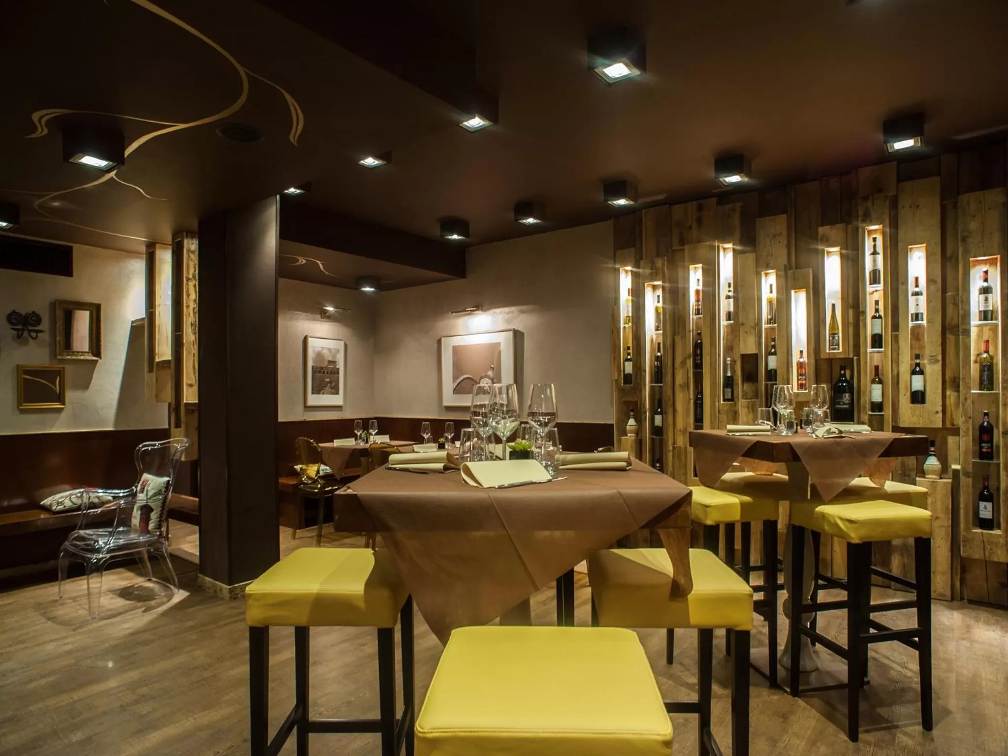 Facade/entrance in La Farina Apartments