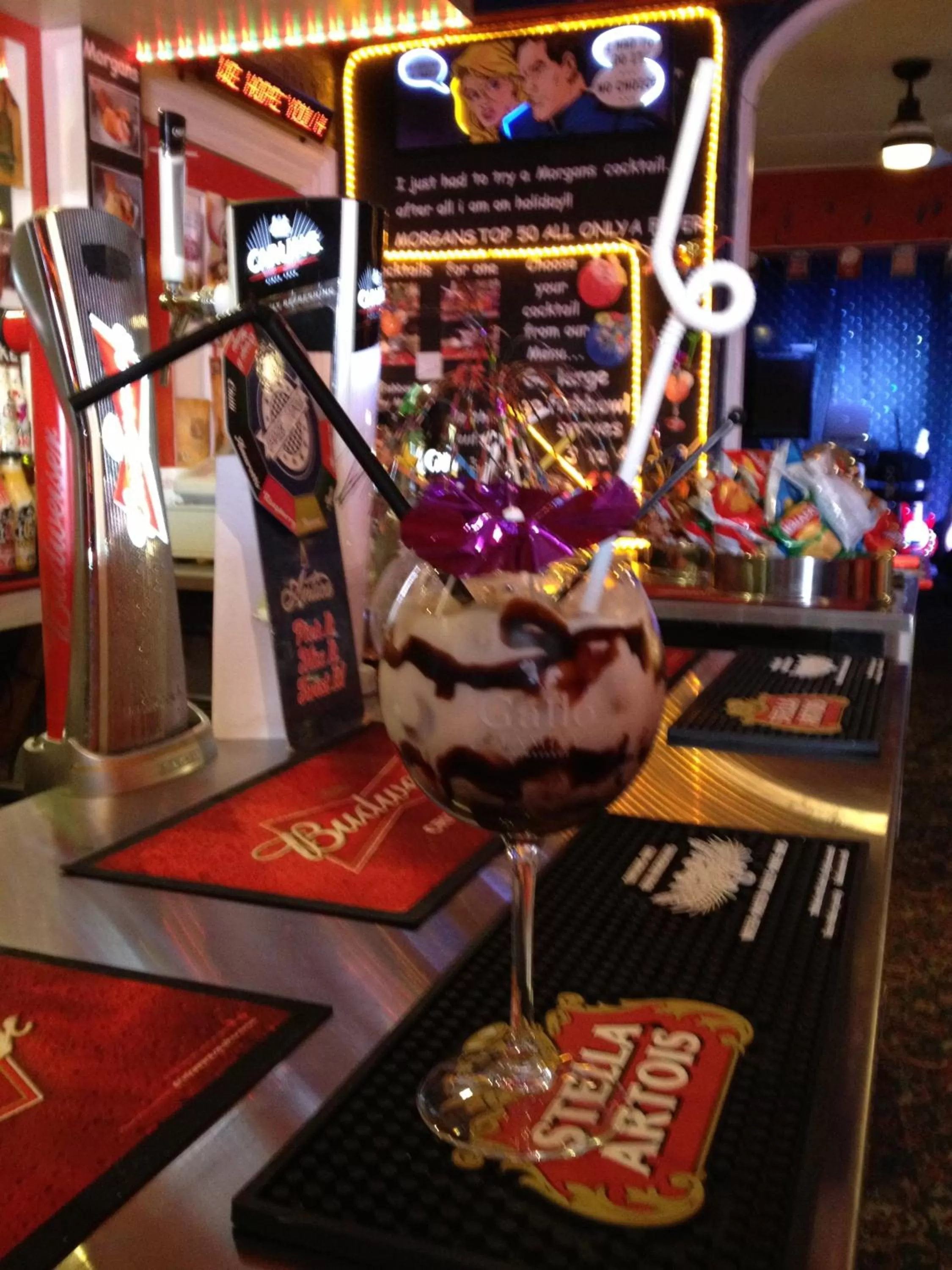 Lounge or bar in Charlton Aparthotel