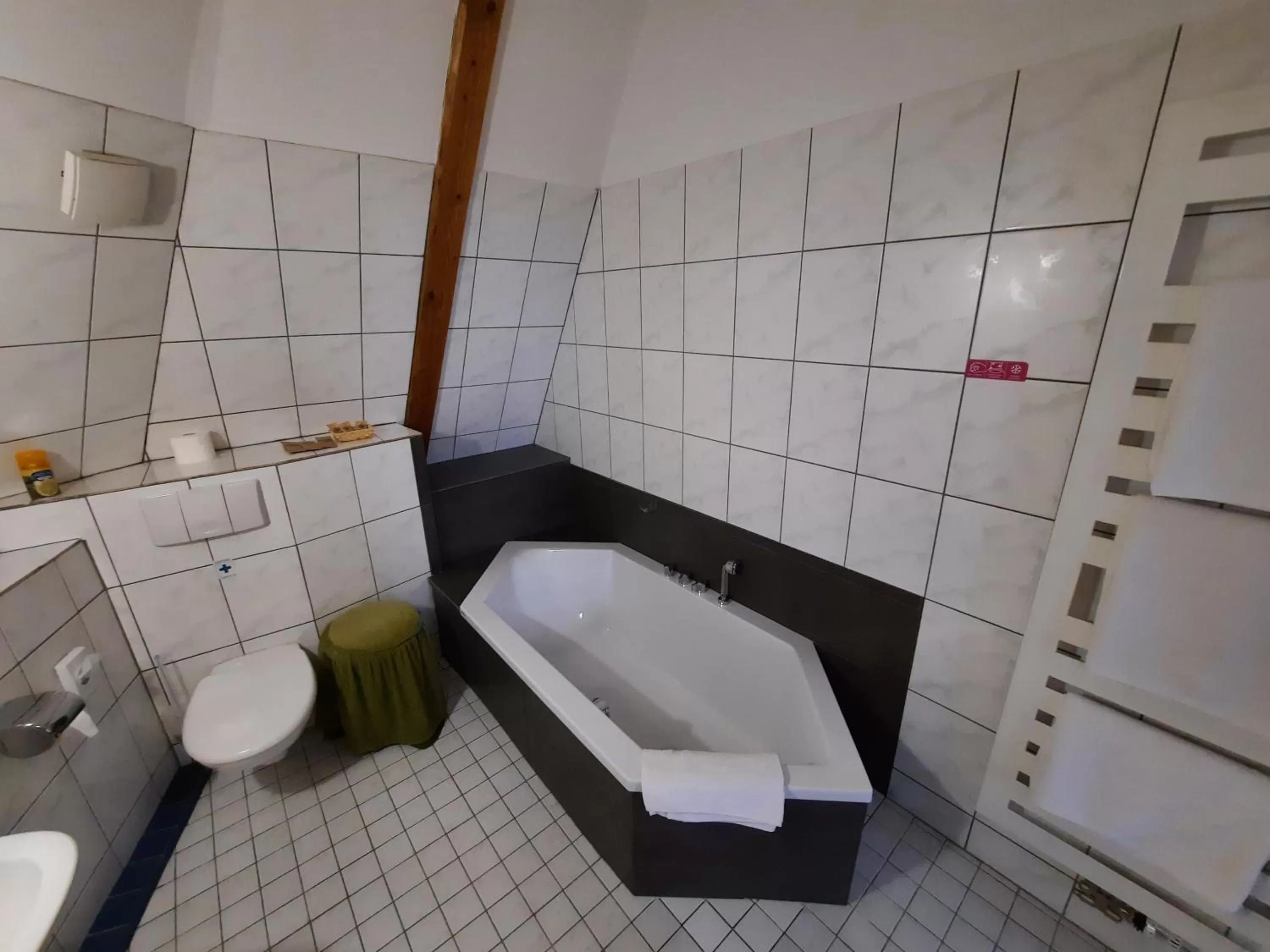 Bathroom in Hotel Koruna