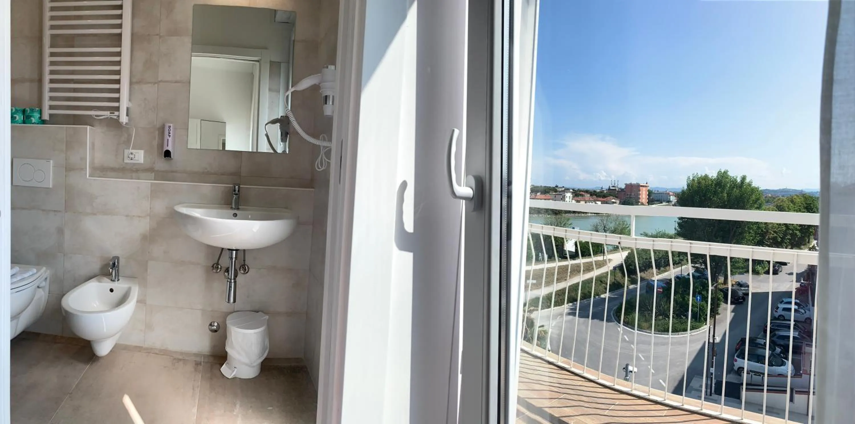 Shower in Hotel Laika