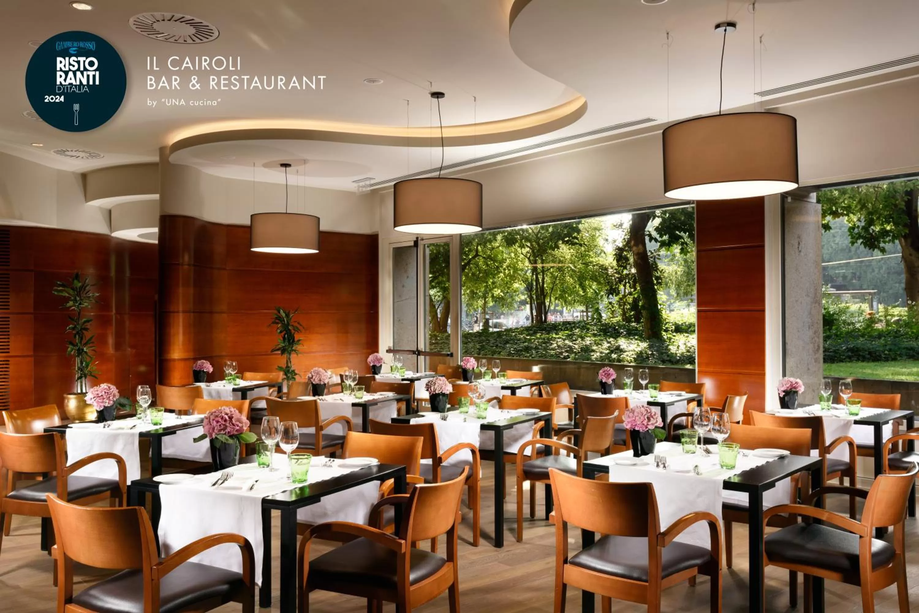 Restaurant/places to eat in UNA Hotels Cusani Milano