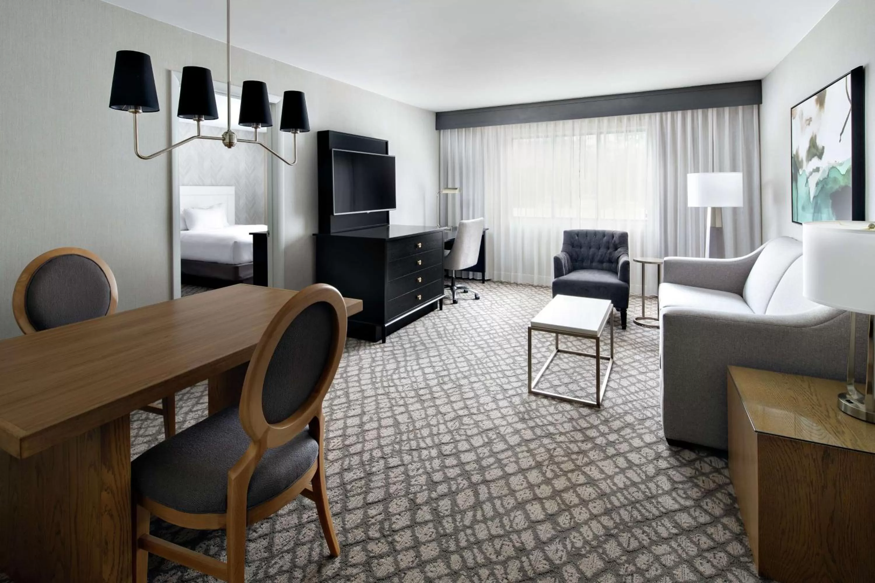 Deluxe One-Bedroom Queen Suite - Non-Smoking in DoubleTree Suites by Hilton Charlotte/SouthPark