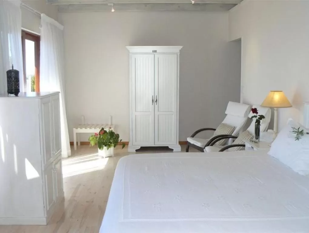 Bedroom, Room Photo in Panoramic Blue B&B