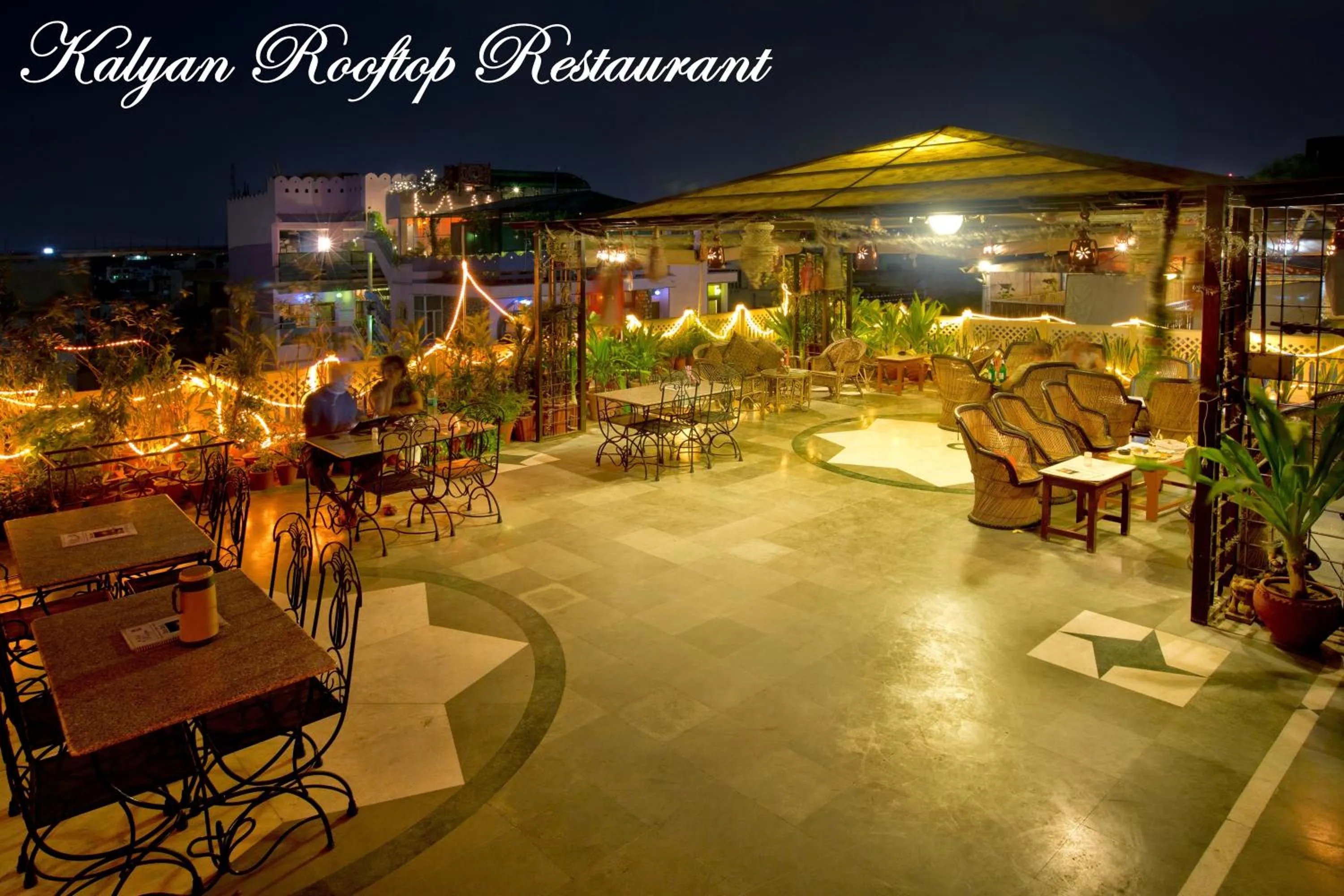 Restaurant/places to eat in Hotel Kalyan