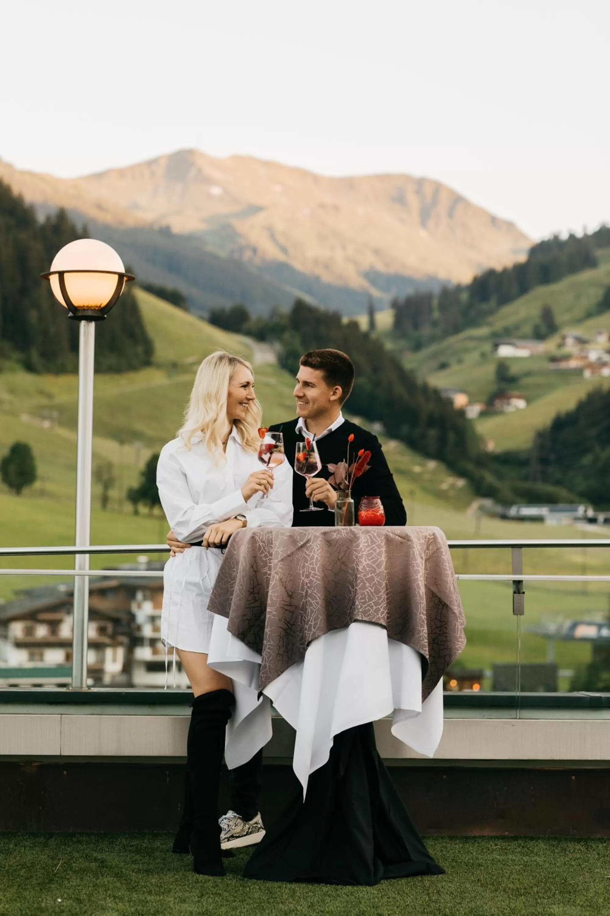 Lounge or bar in Hotel Alpine Palace