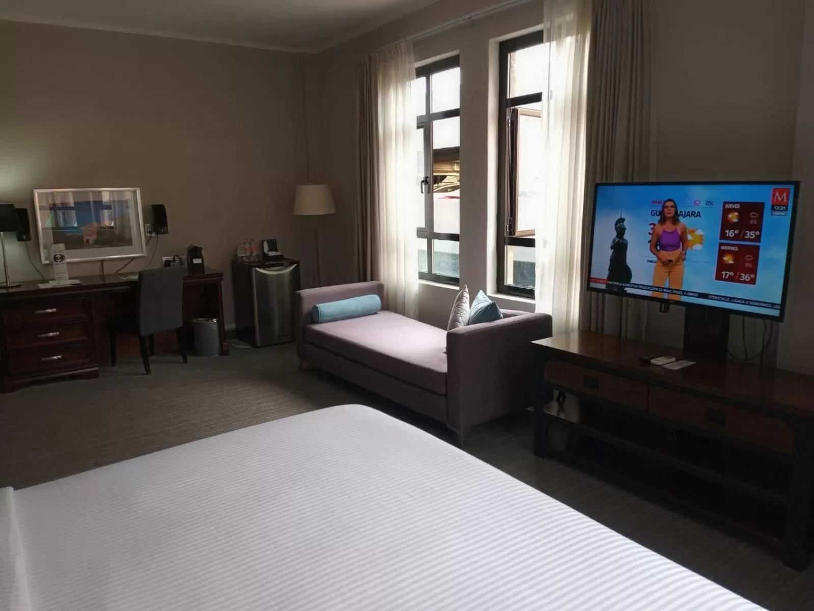 Living room, Bed in Gran Hotel Concordia San Luis Potosi