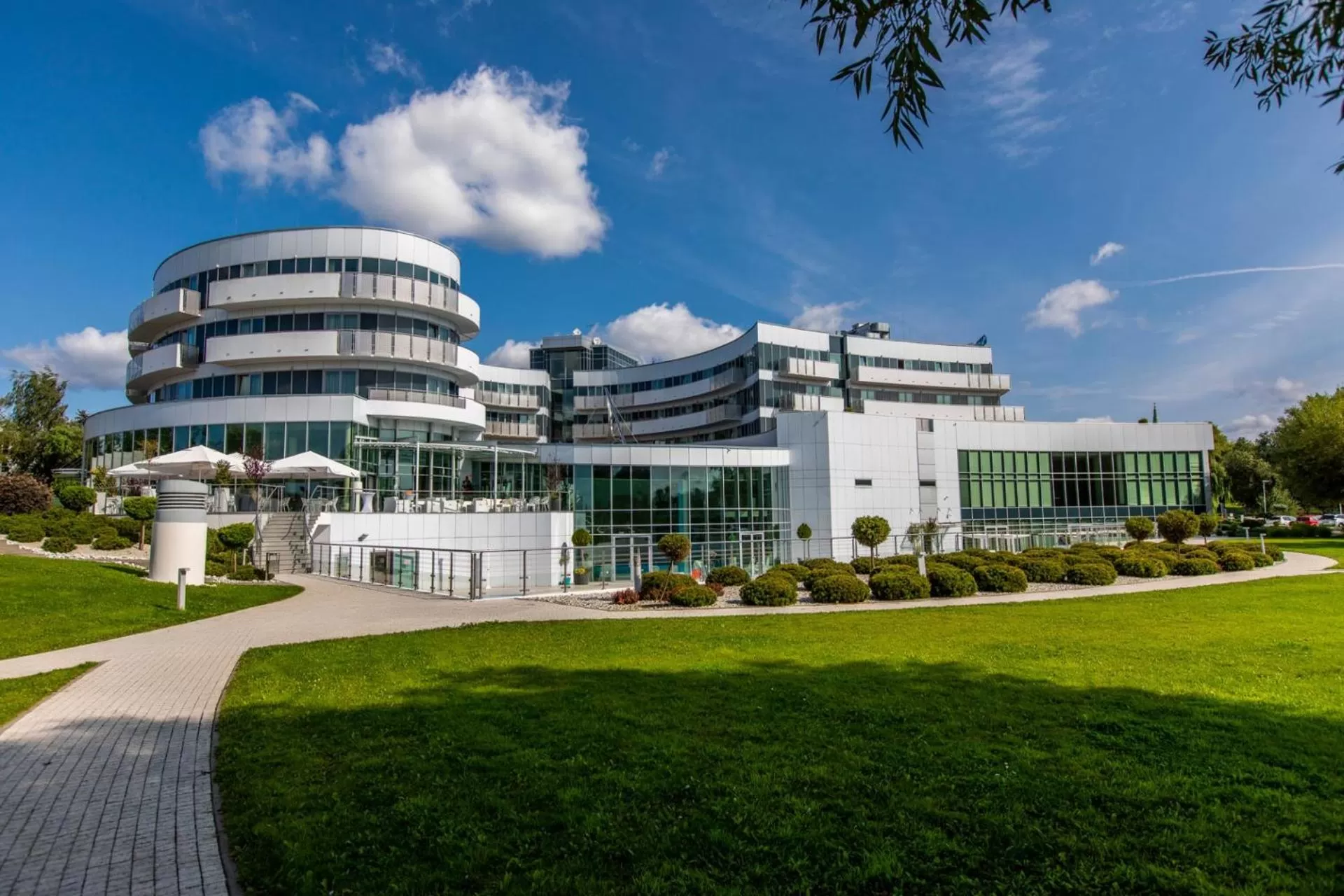Property building in Copernicus Toruń Hotel