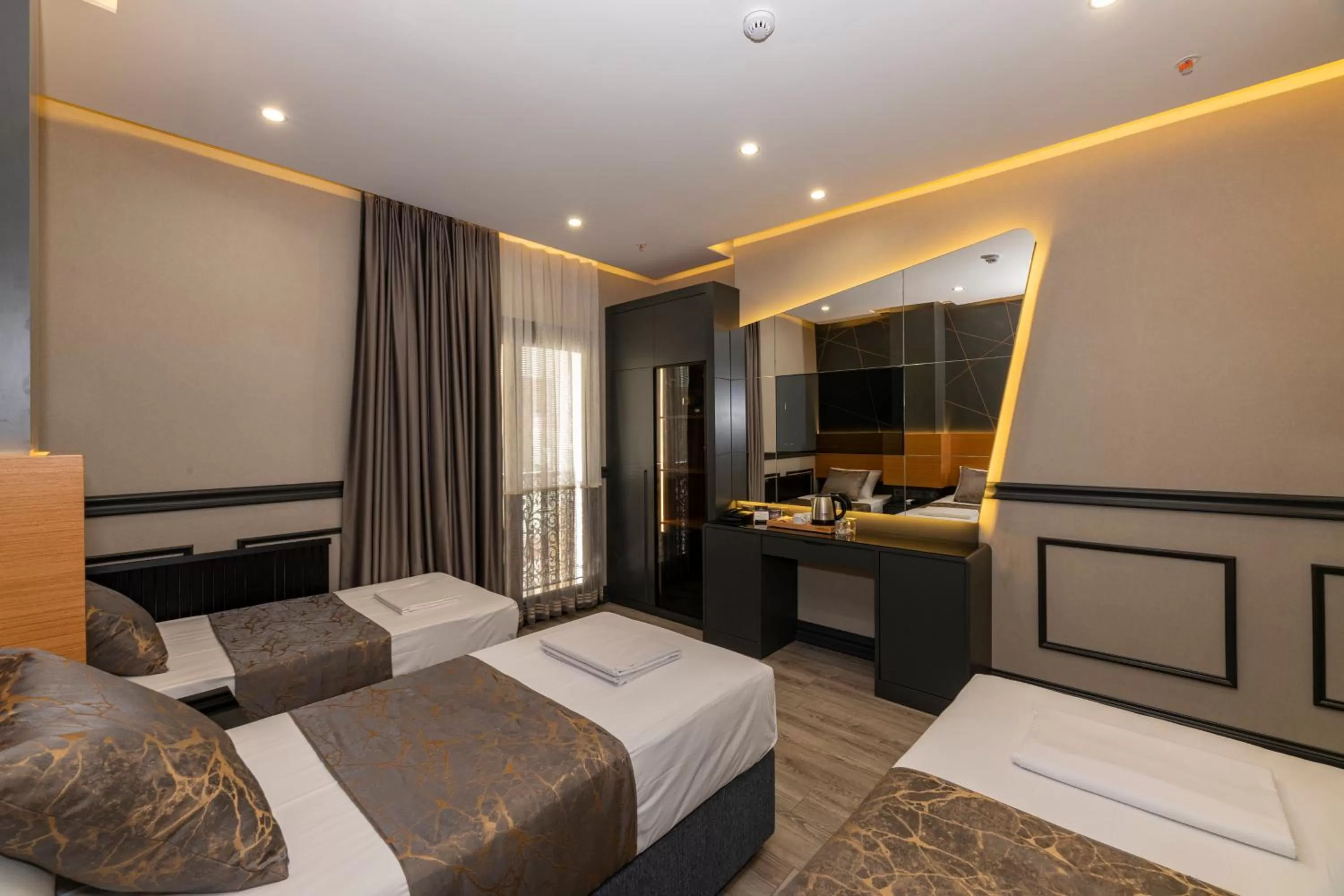 Photo of the whole room in Confores Hotel