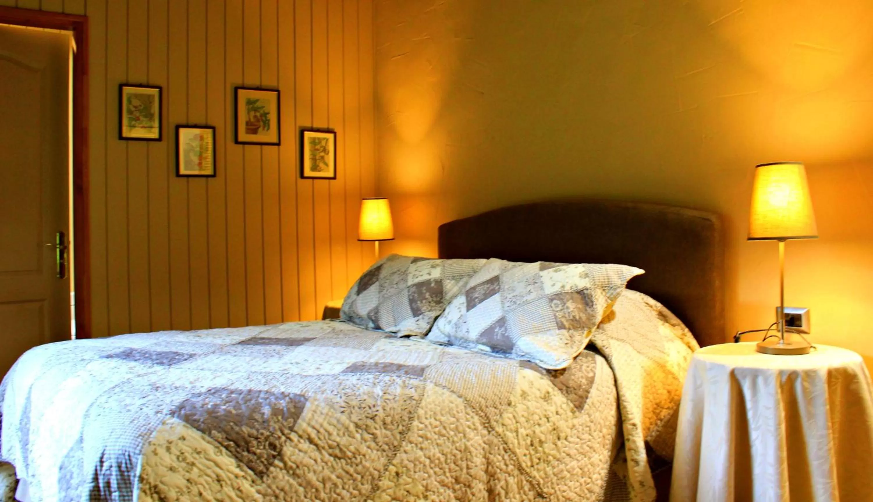 Bed, Room Photo in Hotel Salto del Carileufu