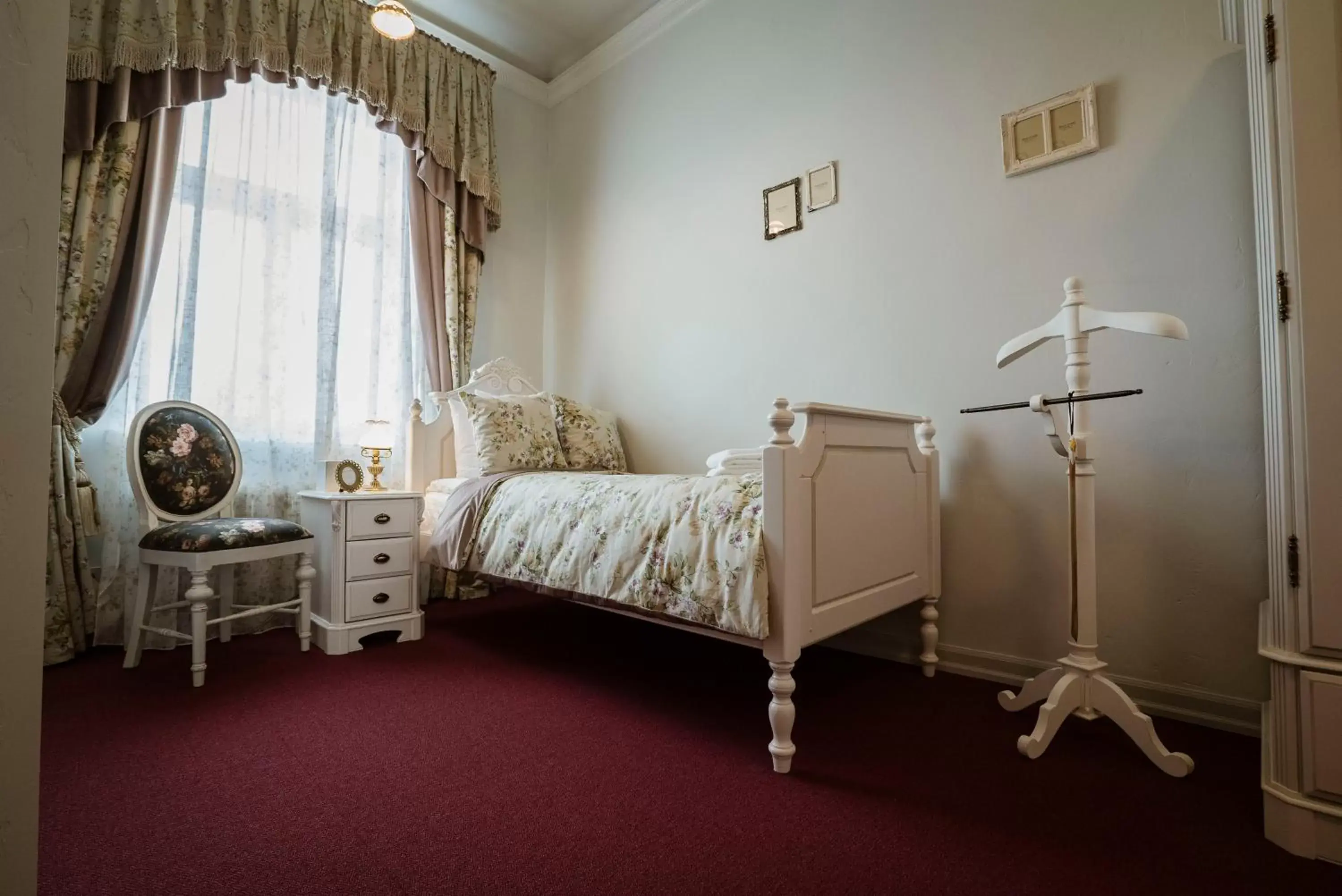 Single Room in Roze Villa Single Room in Roze Villa