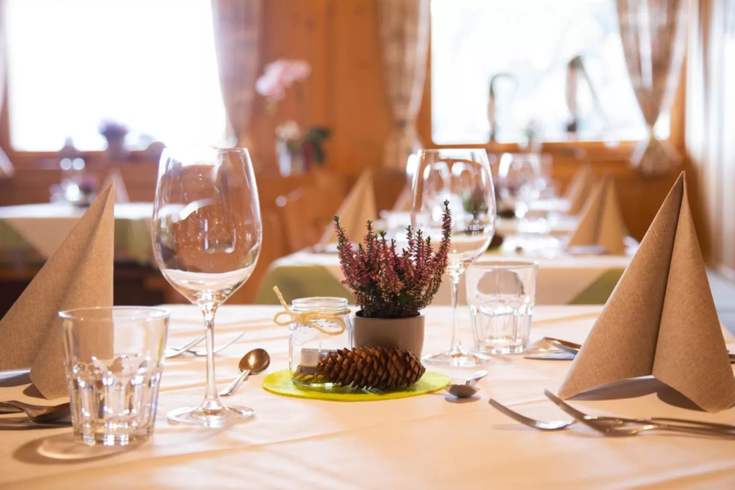 Restaurant/places to eat in Almhotel Bergerhof