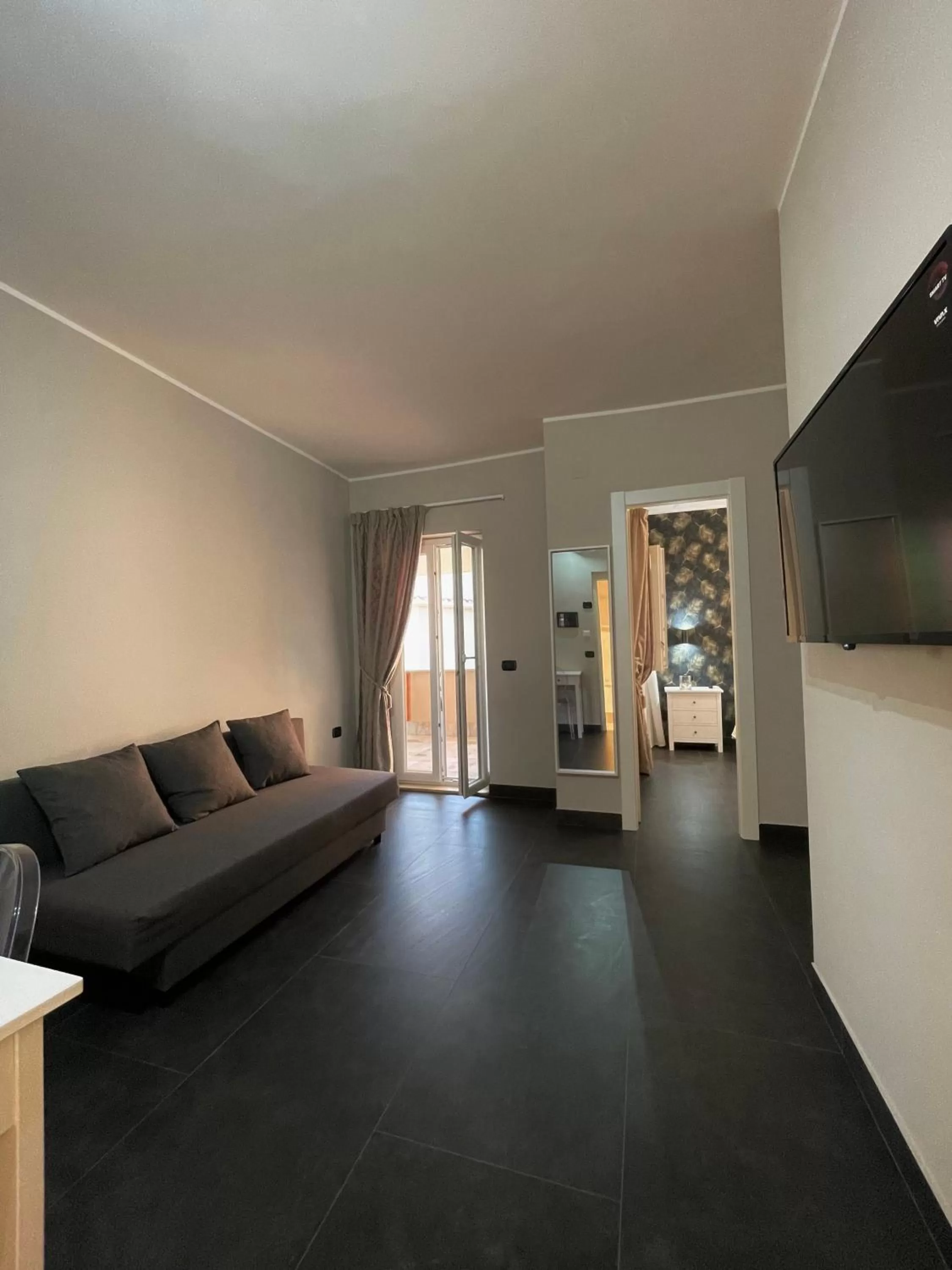 Bedroom, Seating Area in ALDIVA ROOMS