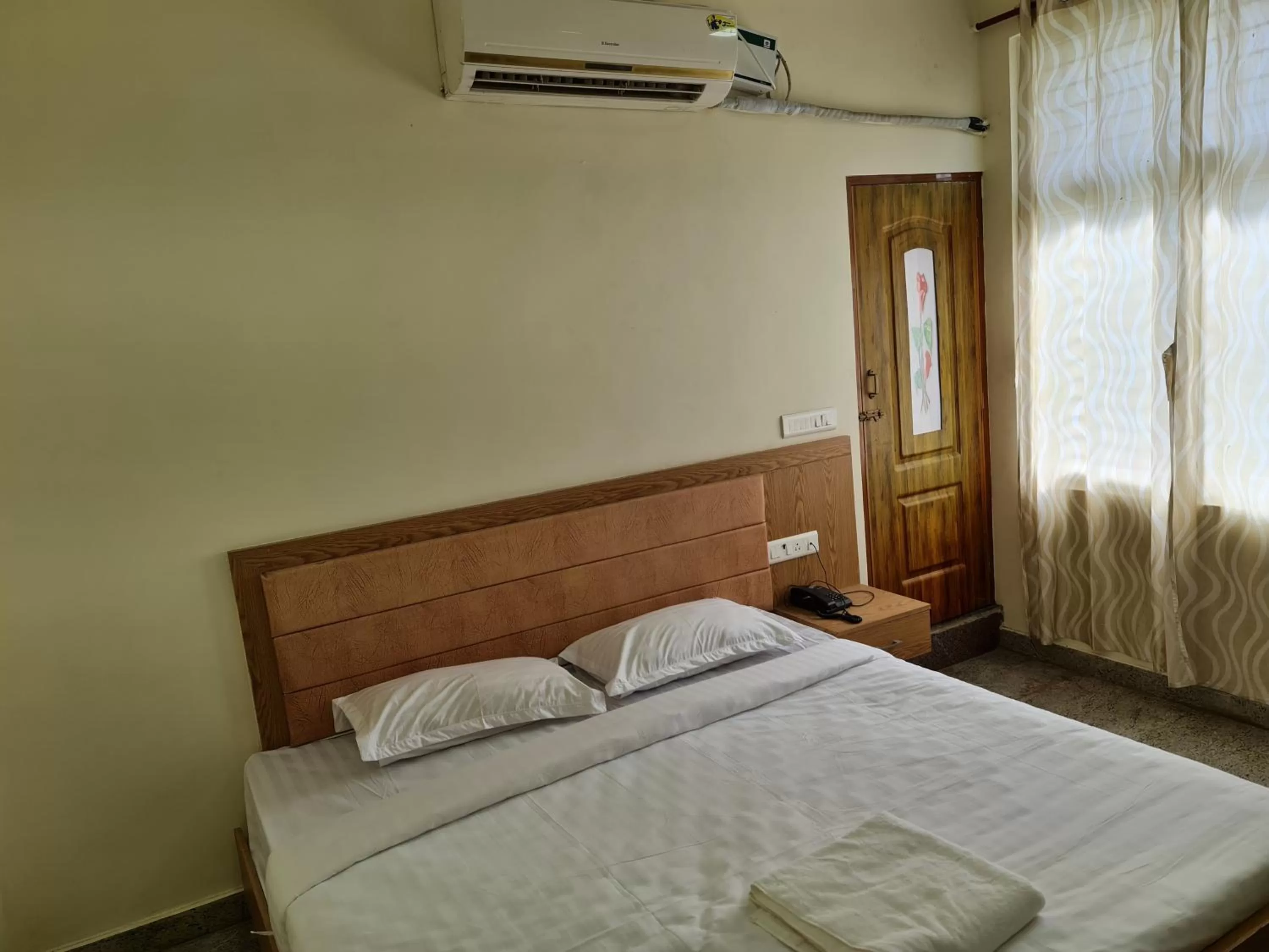 Bedroom, Bed in Vijay Shree Inn