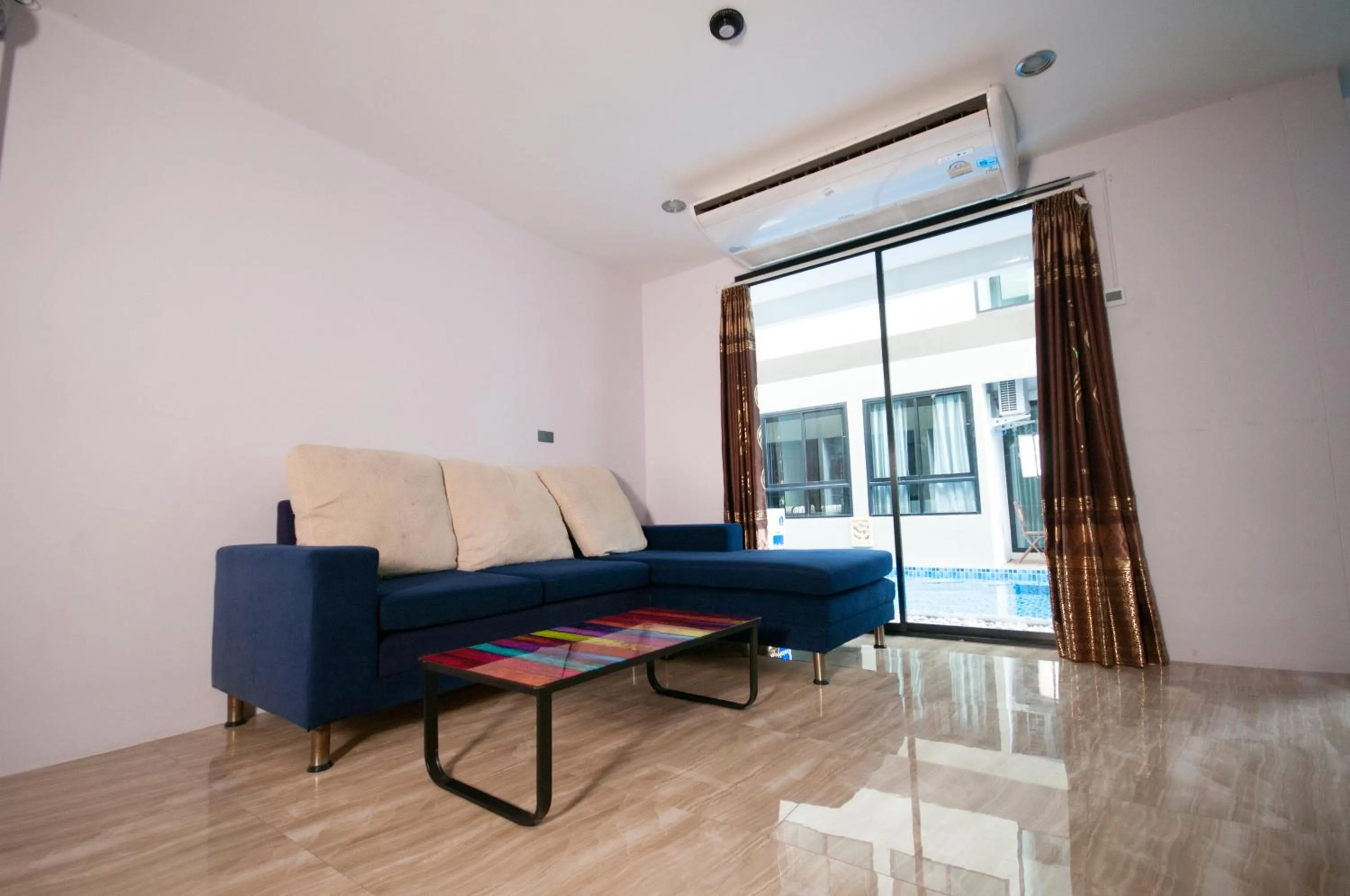 Living room in The Pool Resort