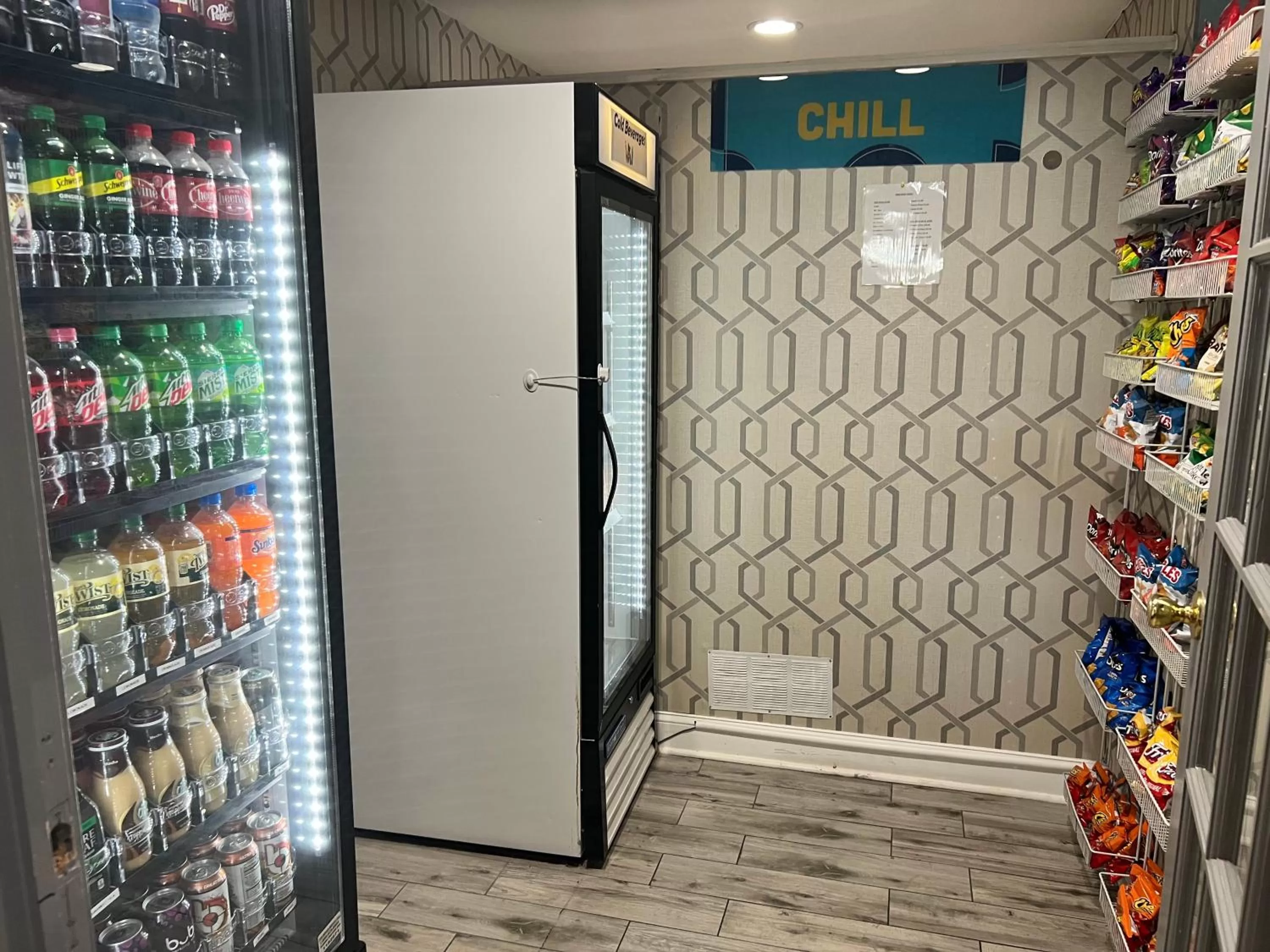 Food and drinks in Clarion Pointe - Greensboro Coliseum Area